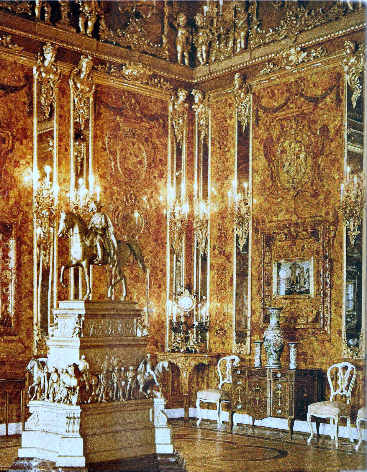 The Amber Room by The Prussian court amber workshop, Berlin and Danzig