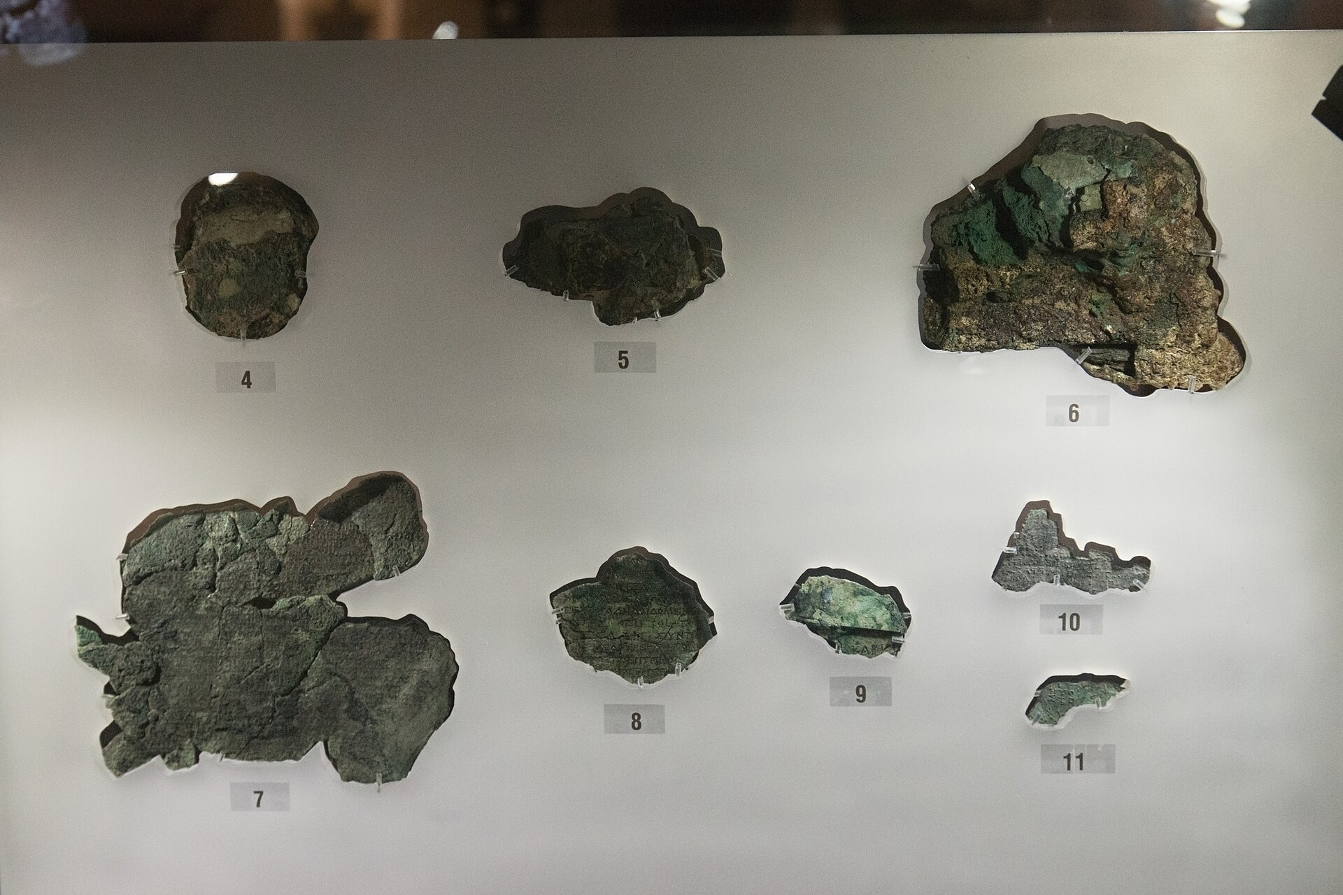 Minor fragments 4 to 11, mounted and numbered