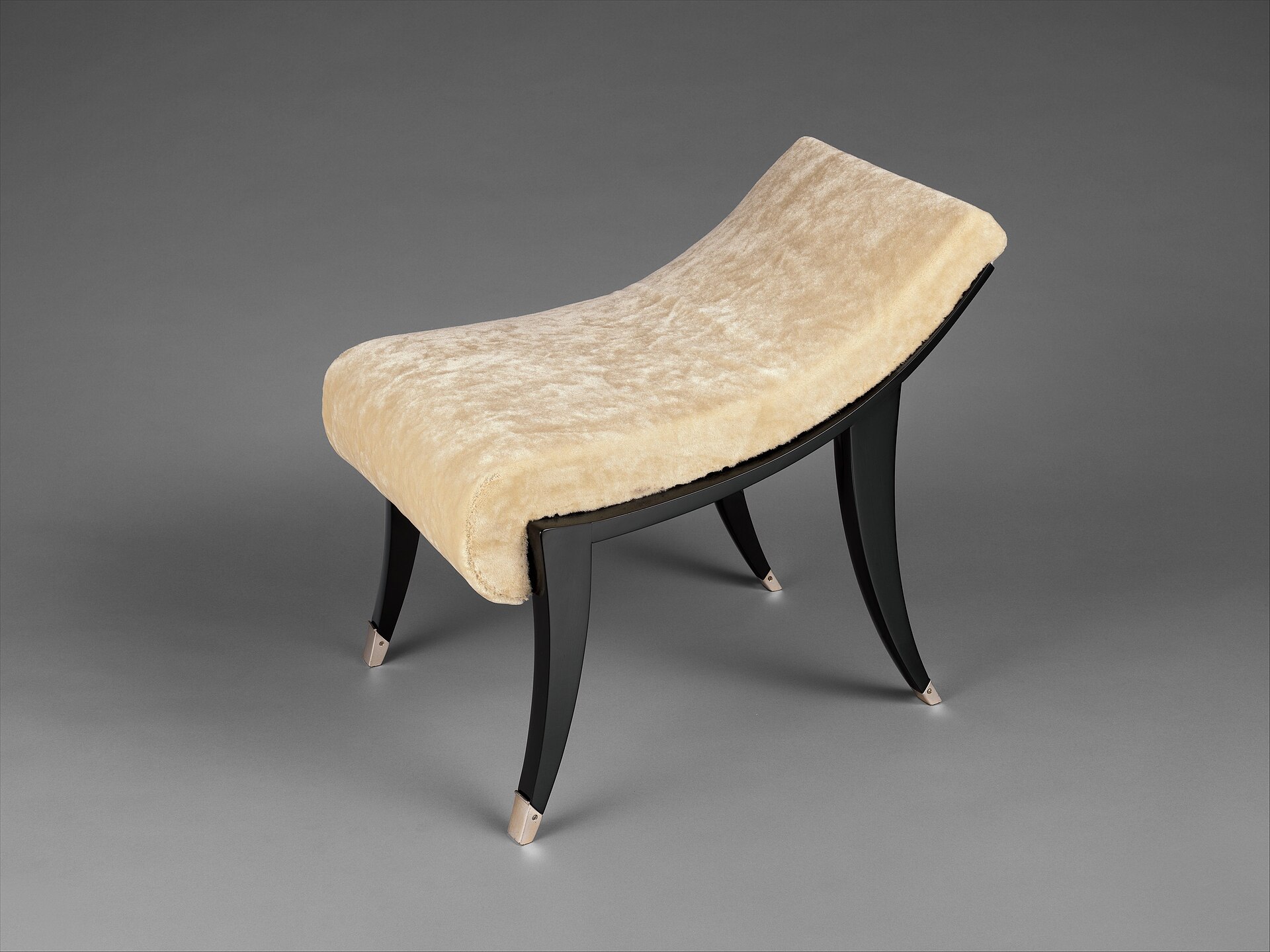 The Retombante stool, Metropolitan Museum of Art