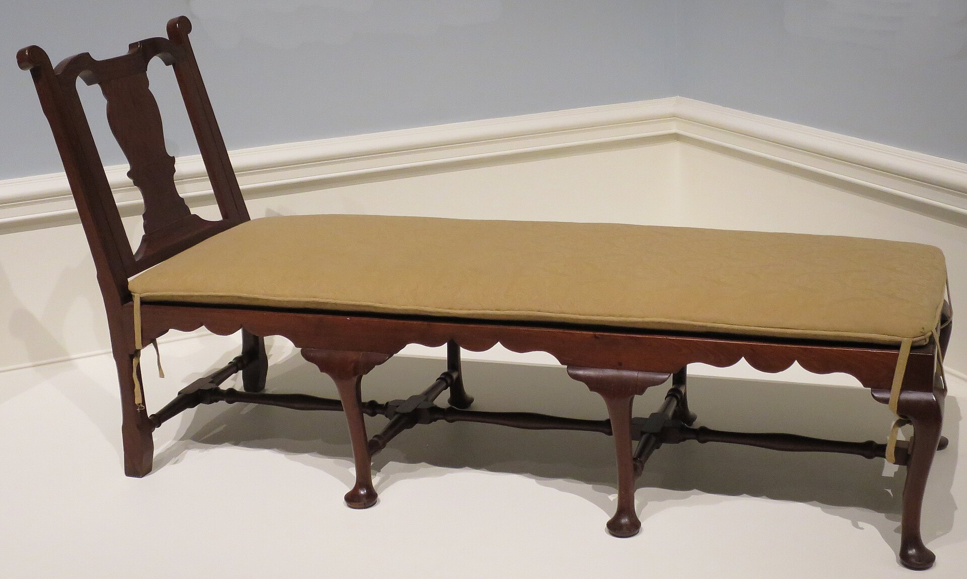 Daybed, attributed to John Goddard and Job Townsend jointly