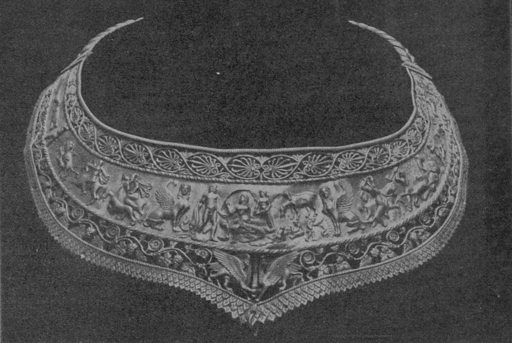 Gold gorget, by Rouchomovsky