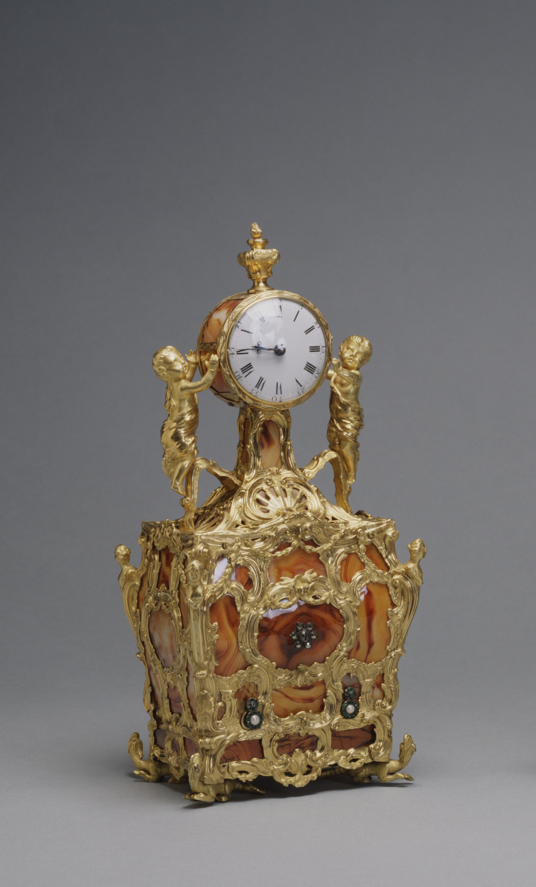 Necessaire with a watch