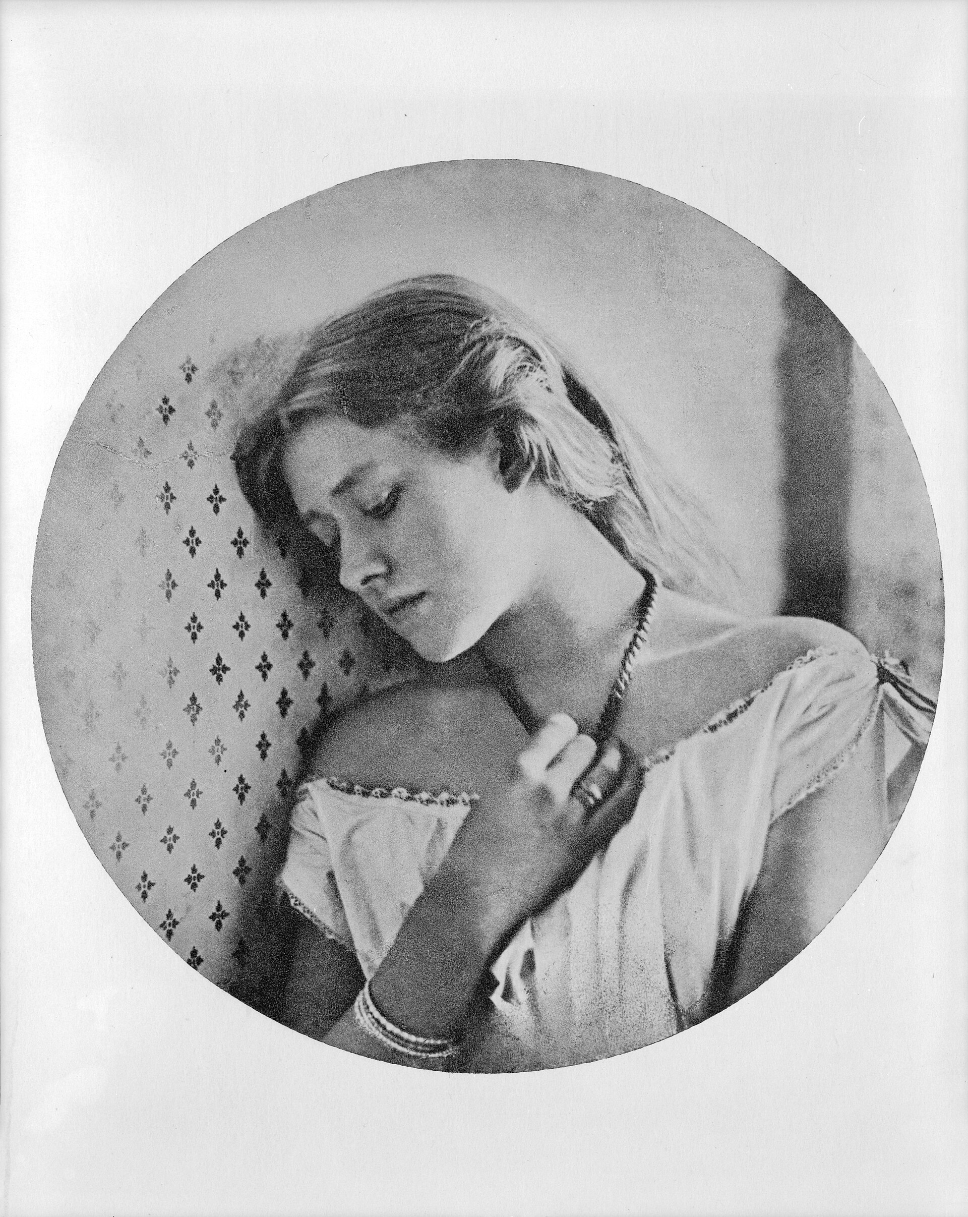 Ellen Terry, at the age of sixteen