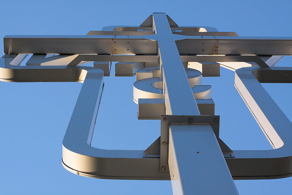 Monument for East Vancouver, from the back