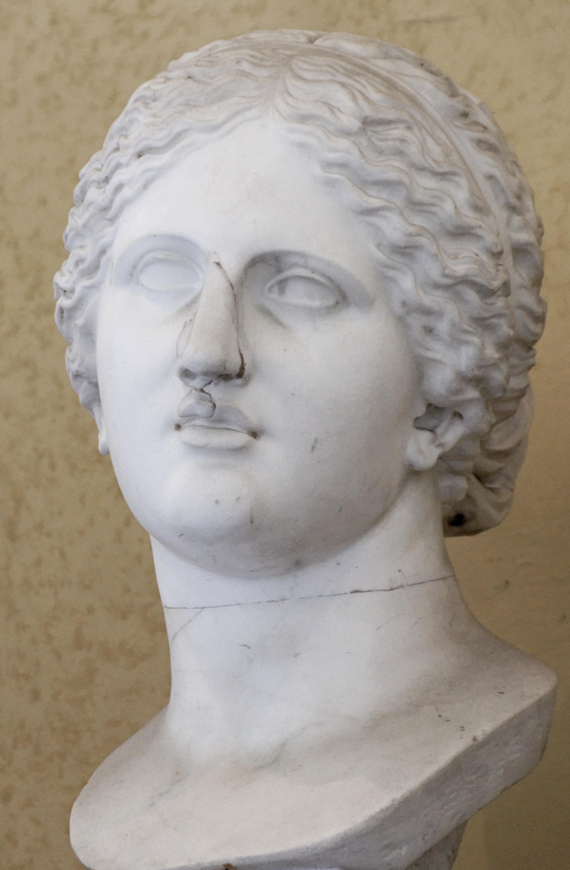 Aphrodite of Knidos, Museo Chiaramonti version