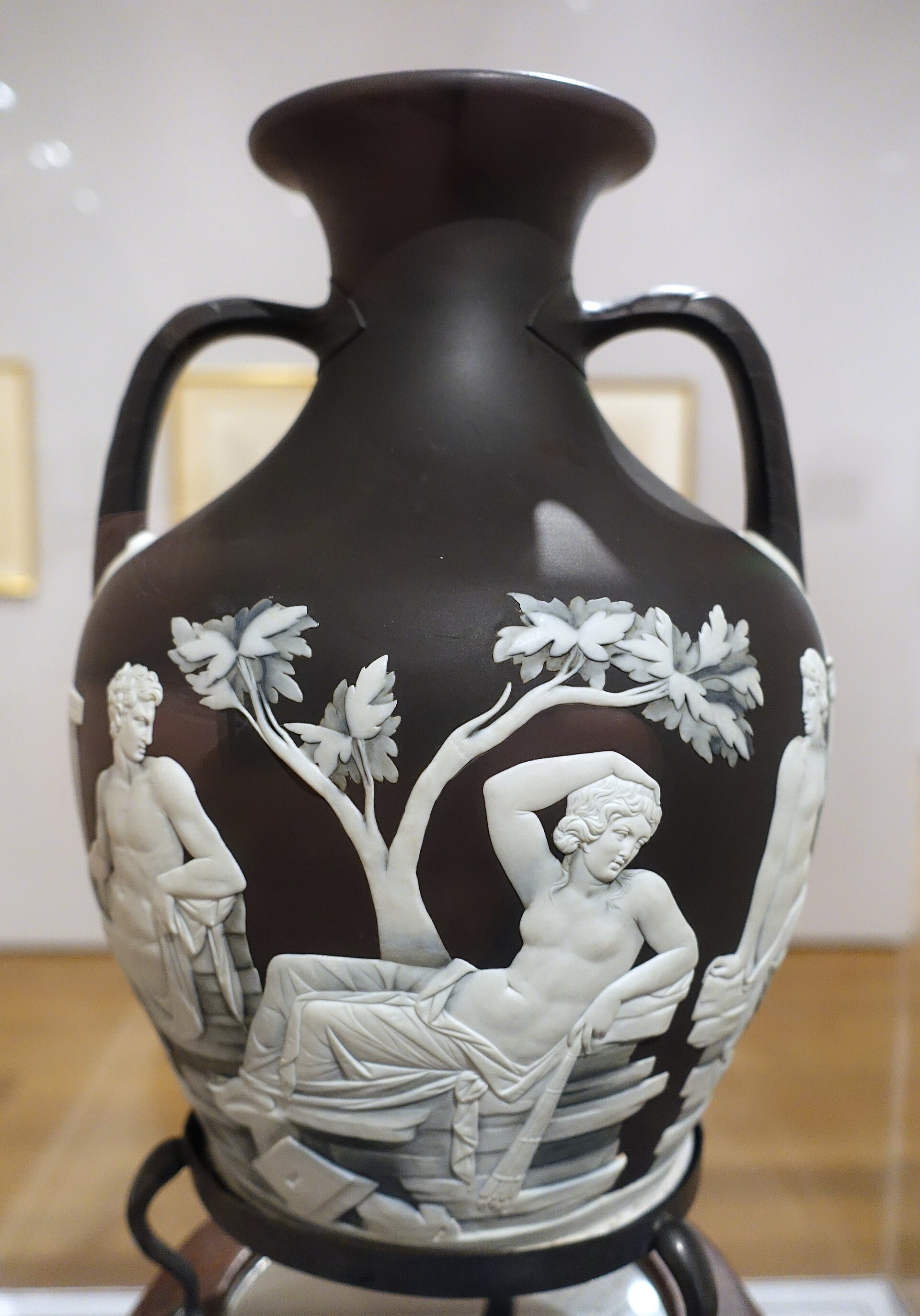 Wedgwood jasperware Portland Vase, about 1795 - NOT glass and NOT Roman