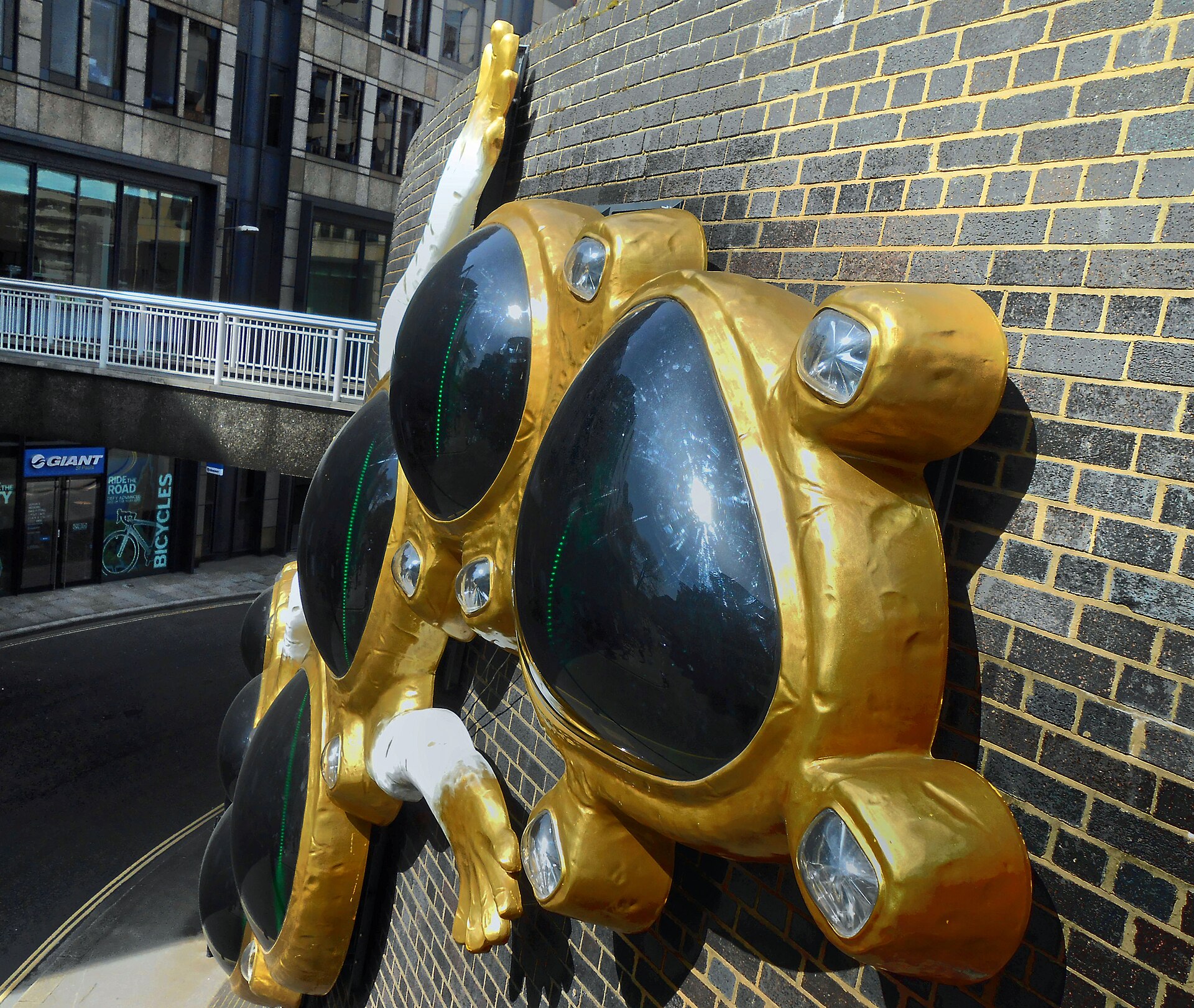 Salamander display replica, Museum of London