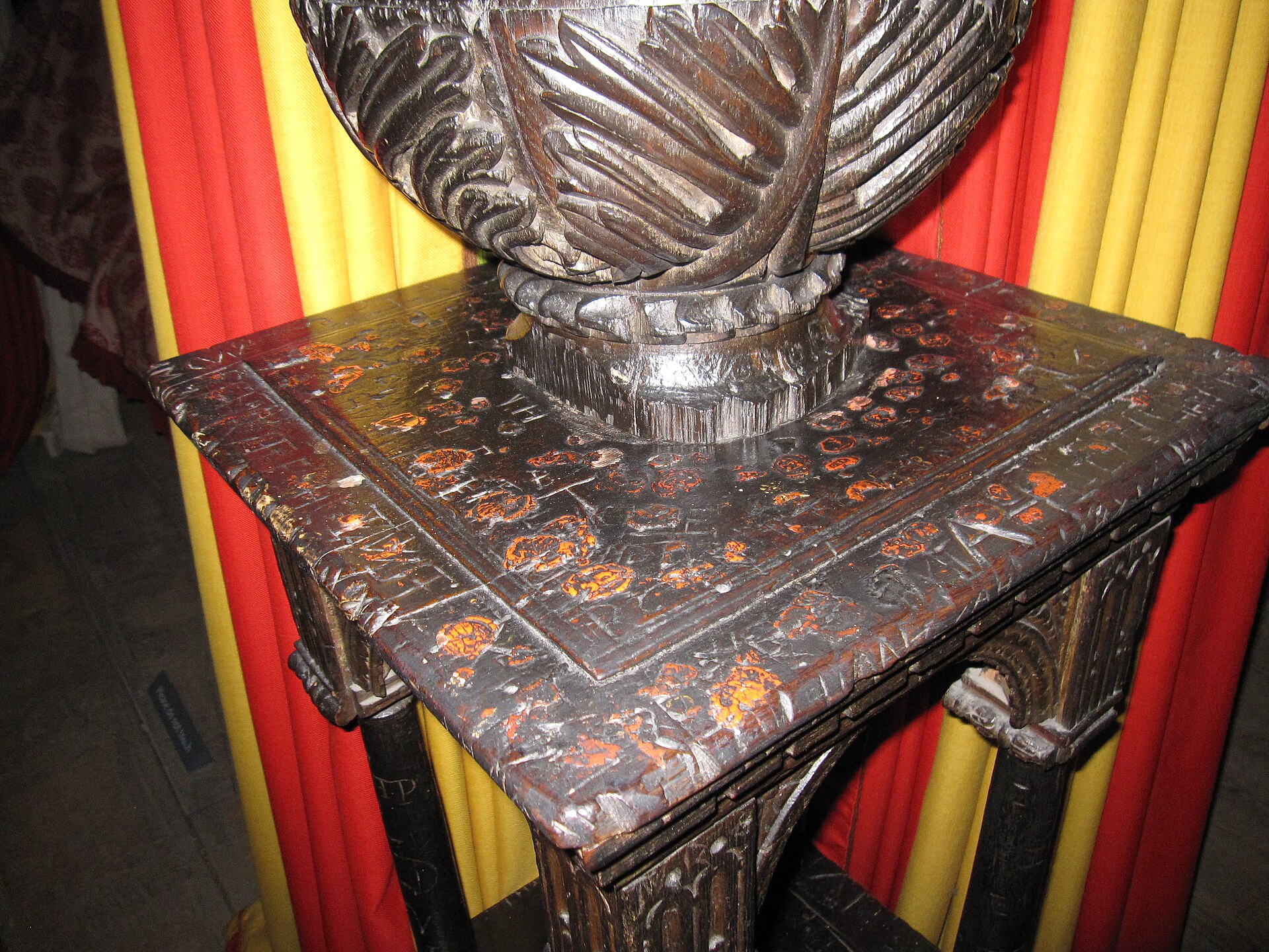Wax seals on the bedposts