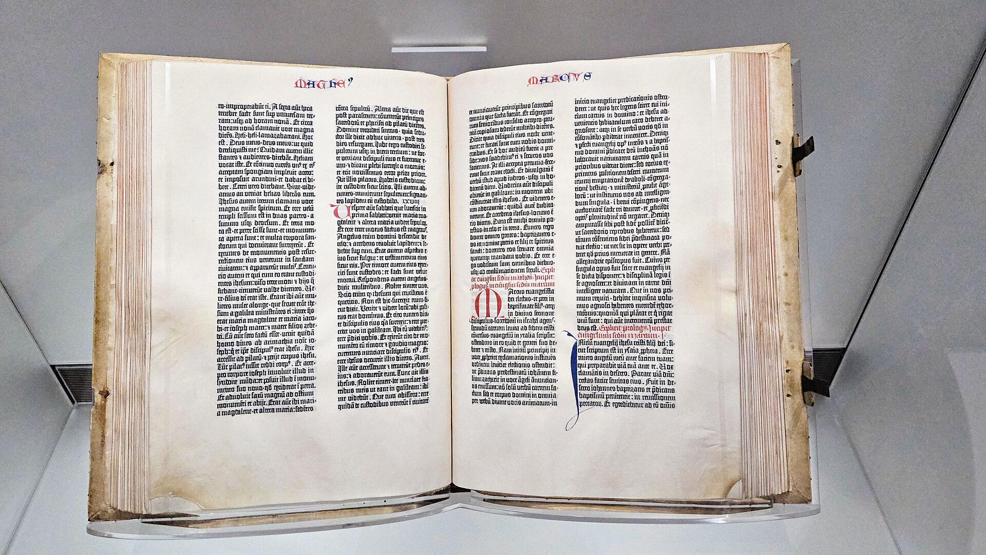 Biblia Latina, the 42-line Bible: the Library of Congress copy