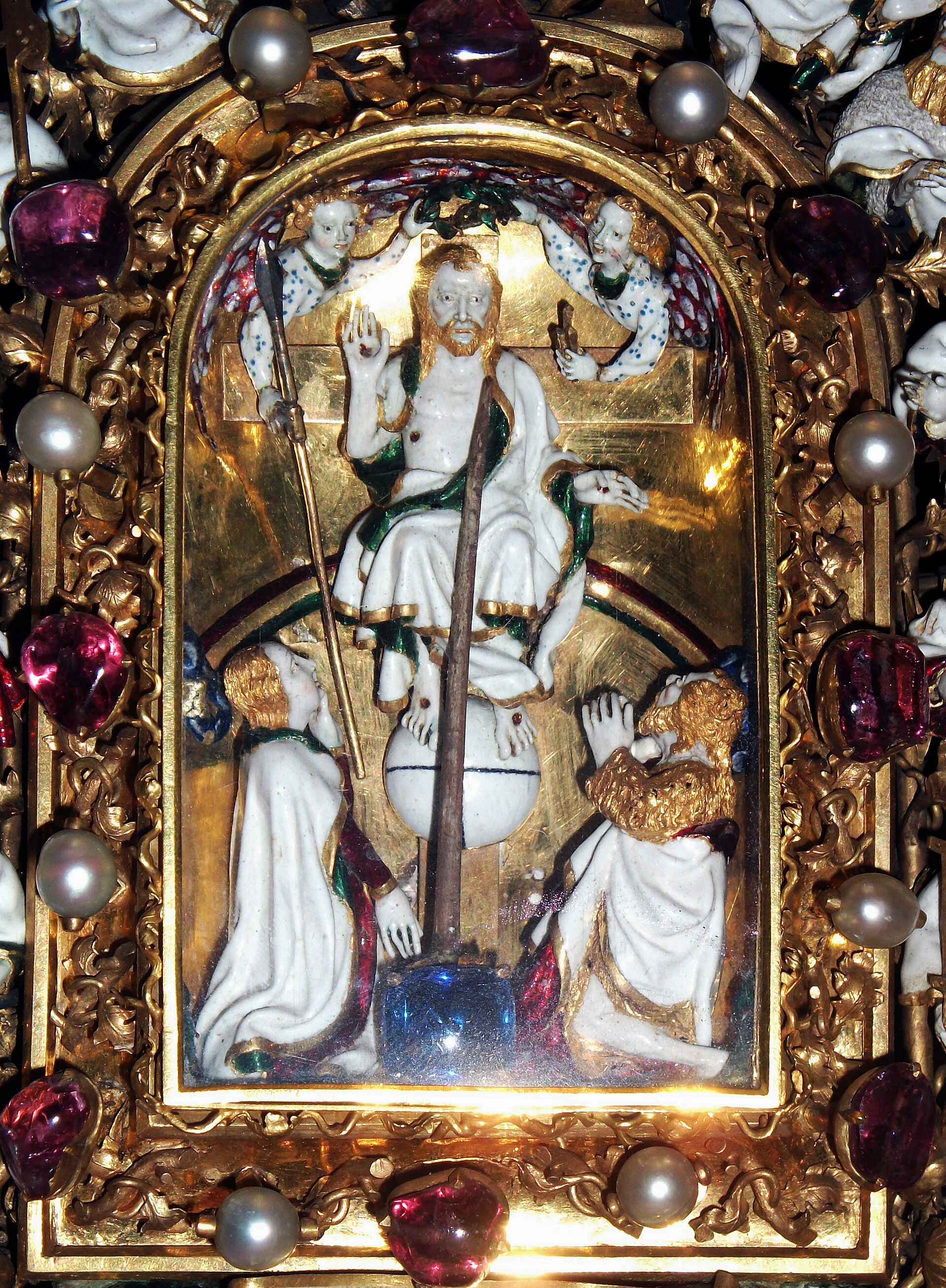 The Holy Thorn Reliquary, the relic window