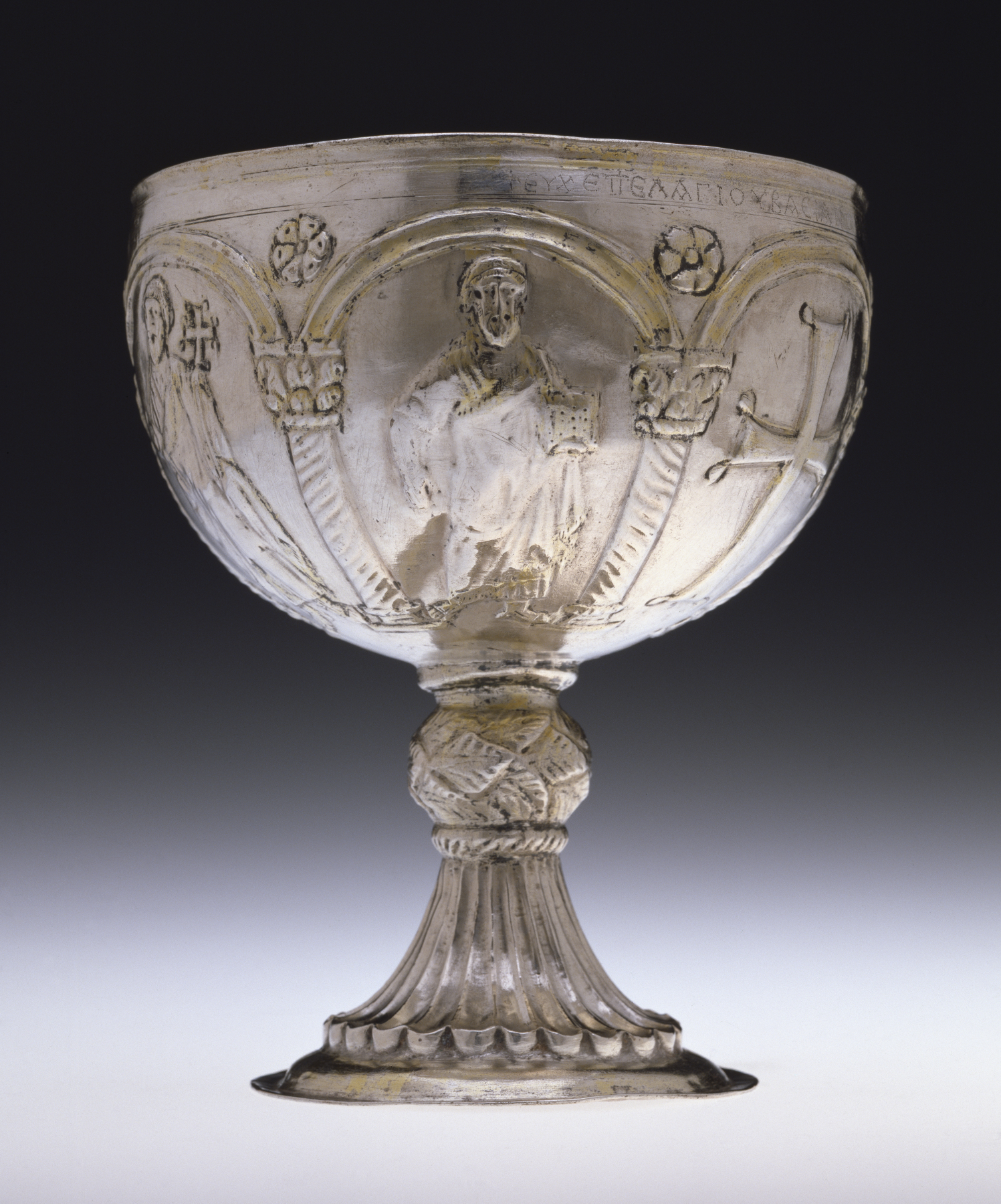 Chalice with Apostles Venerating the Cross, Walters 57.636