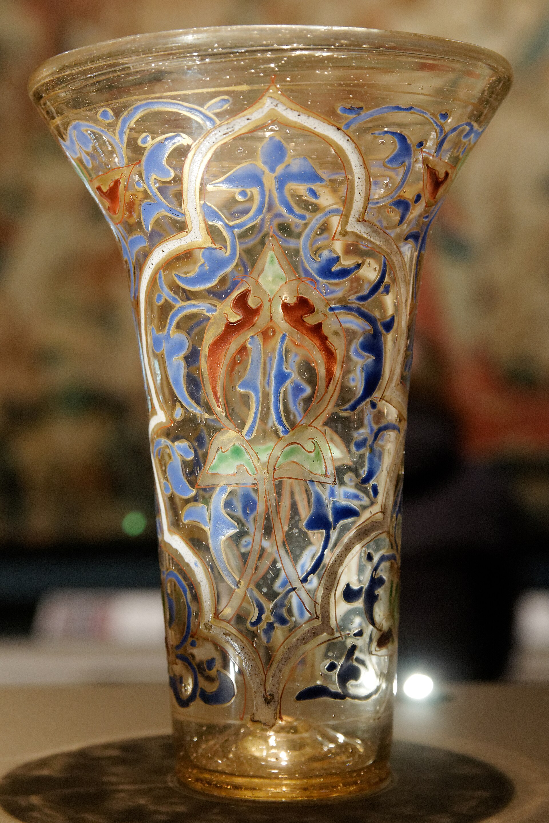The Luck of Edenhall, beaker, alternate view