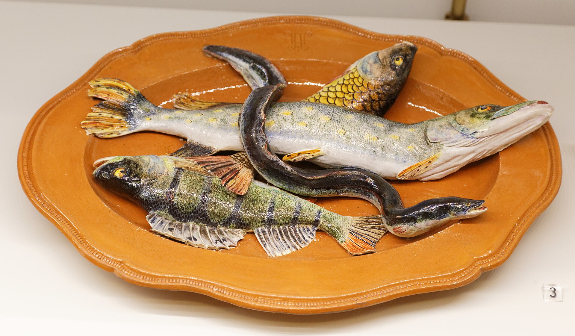 Plat creux aux poissons (deep fish dish)