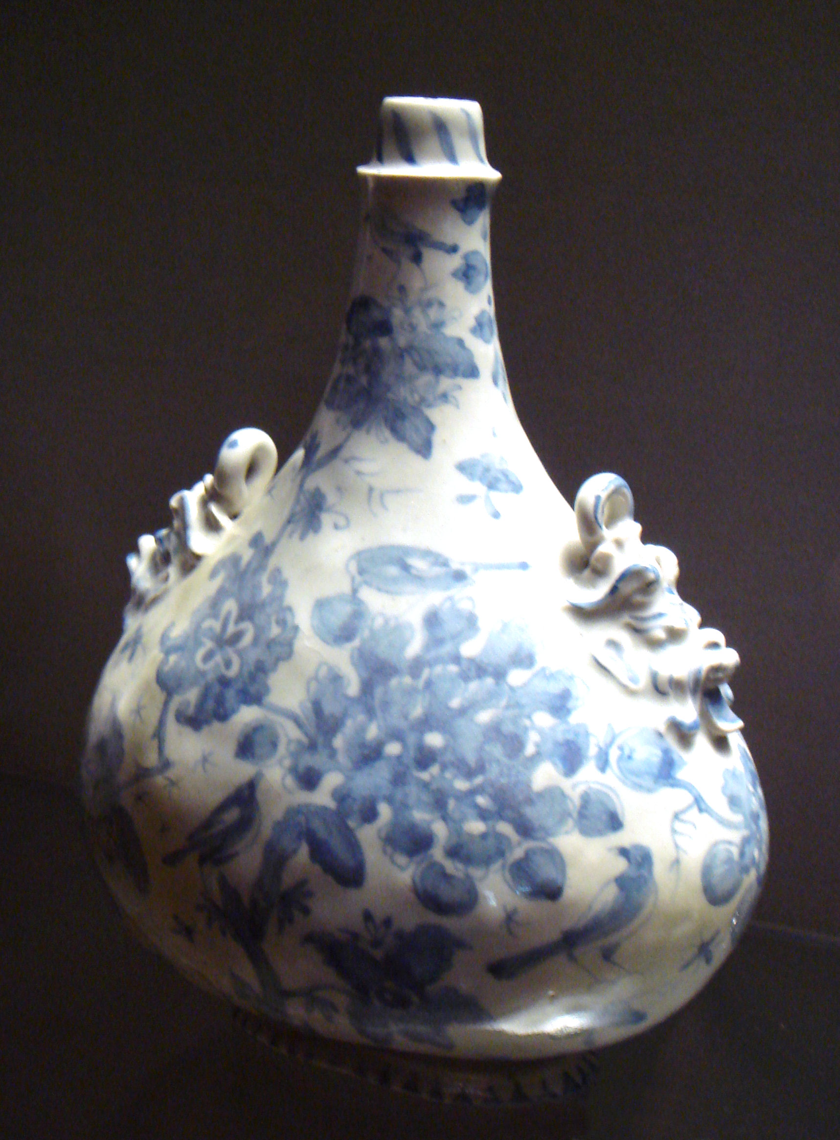 Vase piriforme a col etroit et deux anses, OA 3104