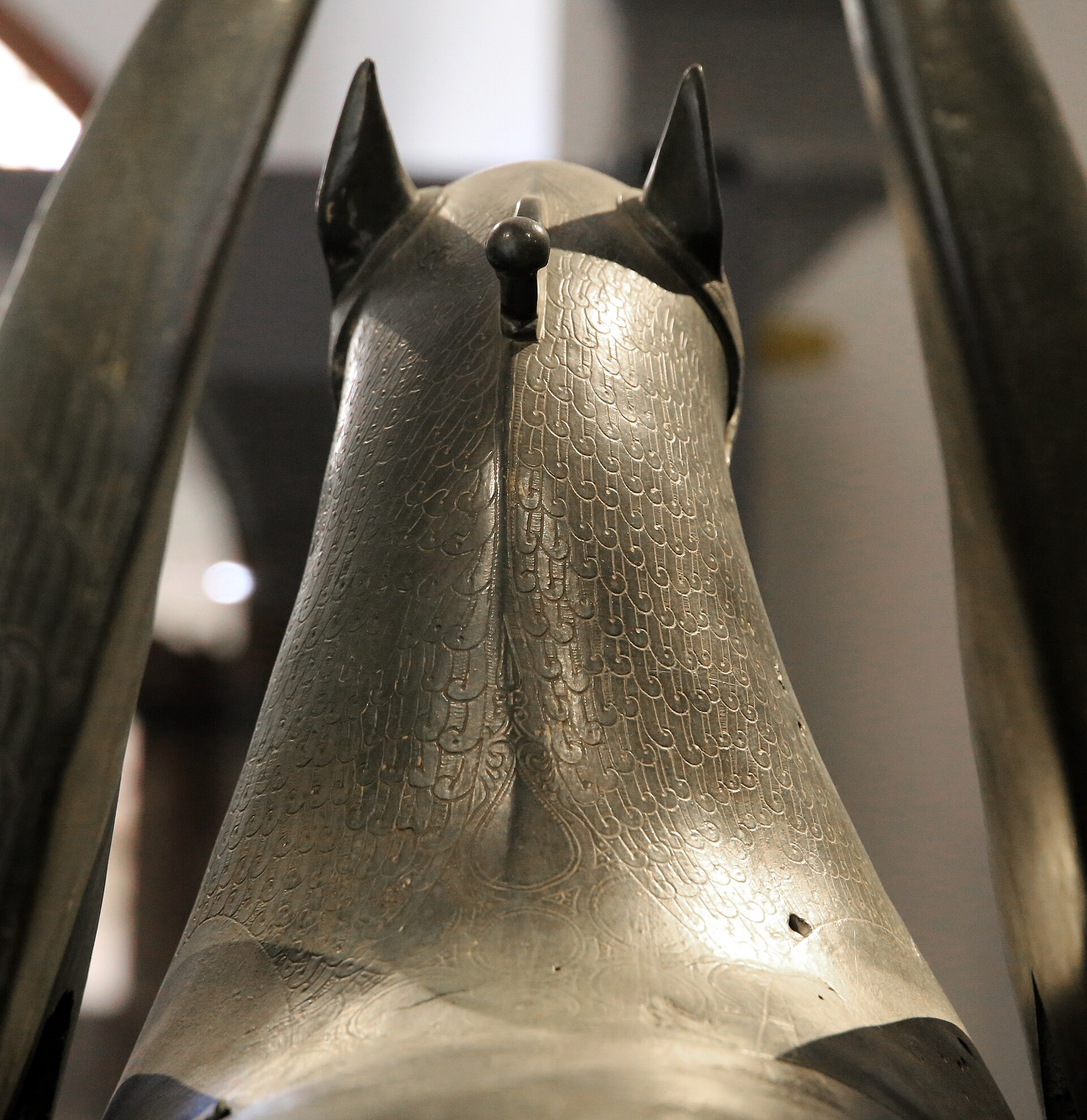 The Pisa Griffin, neck and chest detail