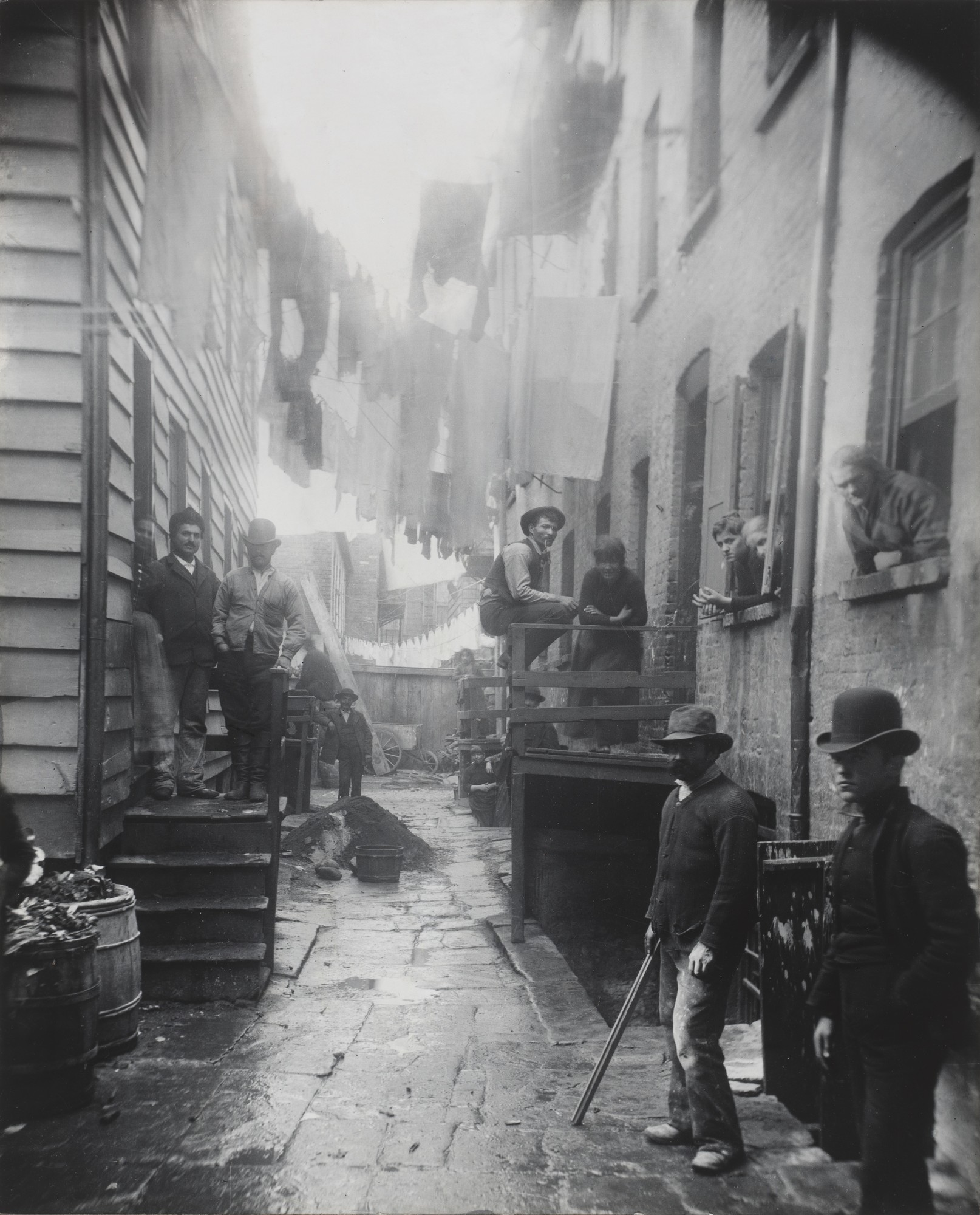 Bandits' Roost, 59 1/2 Mulberry Street (Museum of Modern Art print, printed 1958)