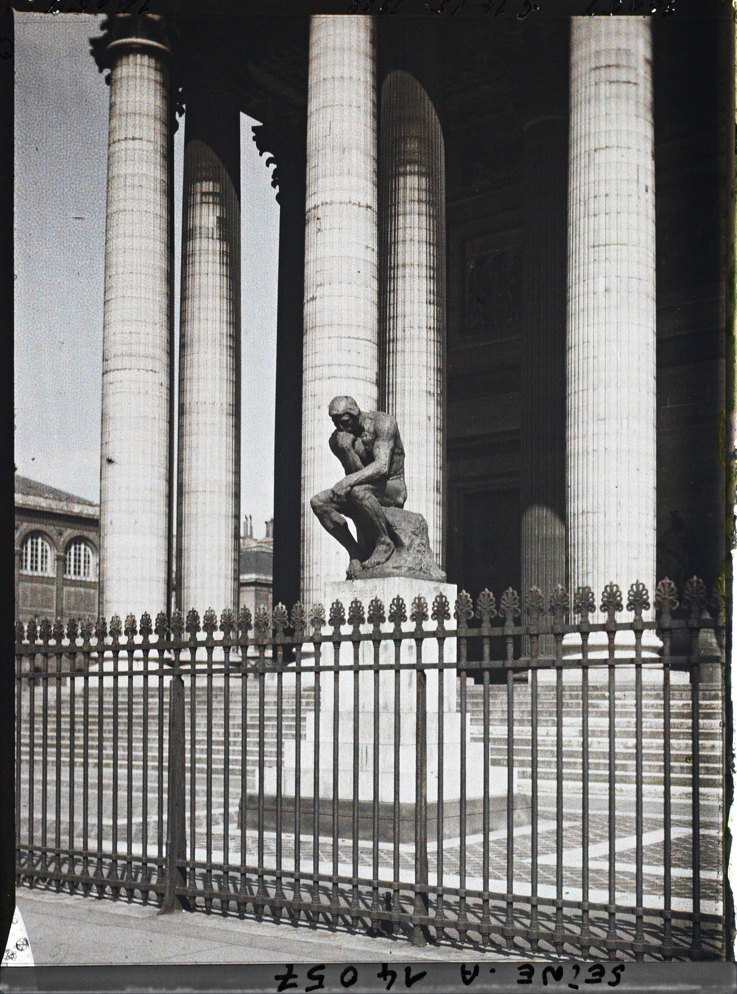 The same cast in front of the Pantheon, 14 May 1918