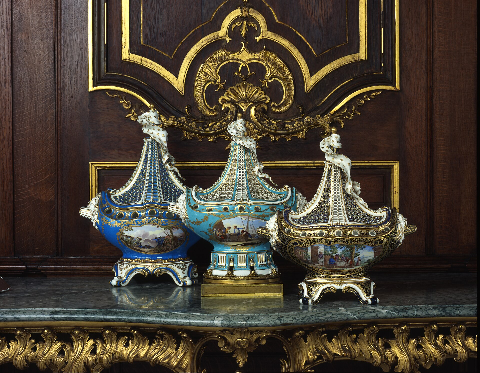 Pot-pourri vases, 1761, at Waddesdon Manor