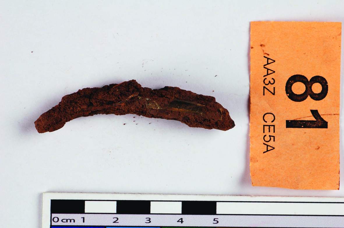 Helmet edging strip, Find-ID 413159