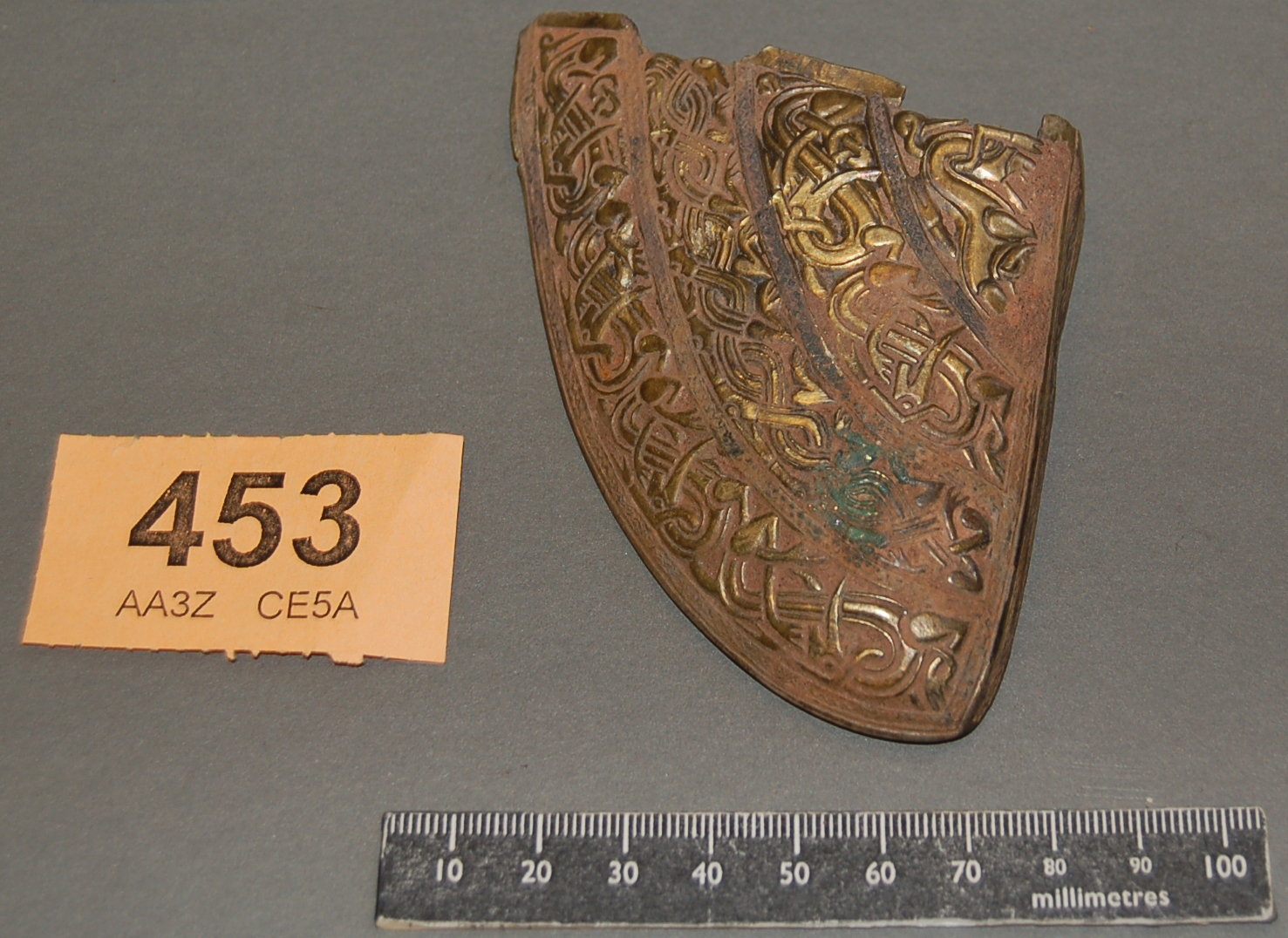 Helmet cheek-piece, Find-ID 417988