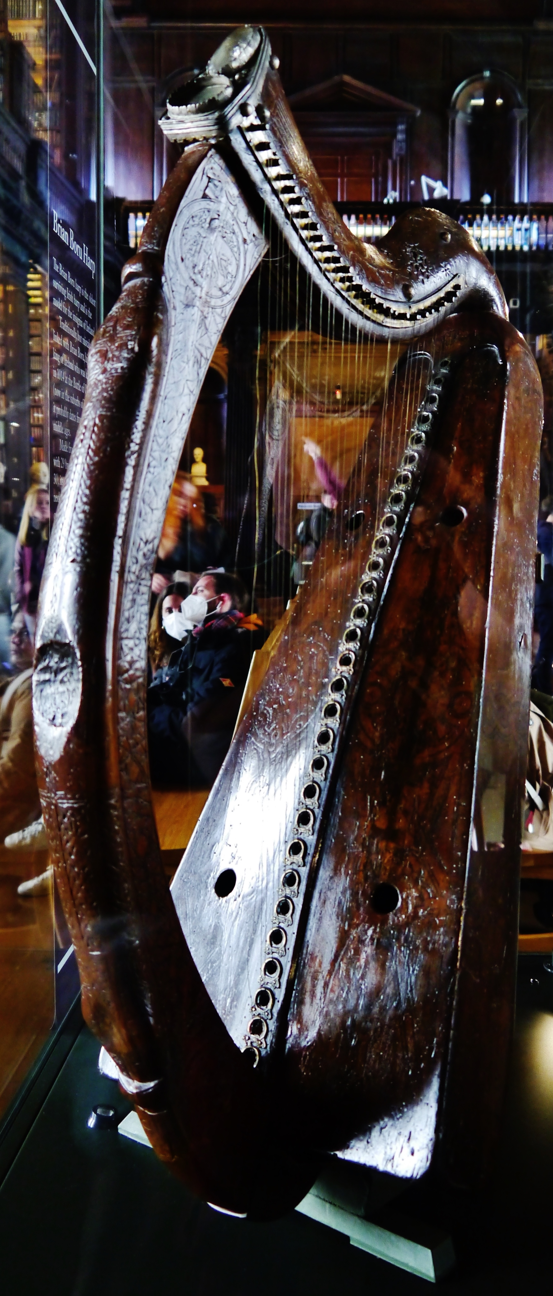 The Trinity College Harp, detail