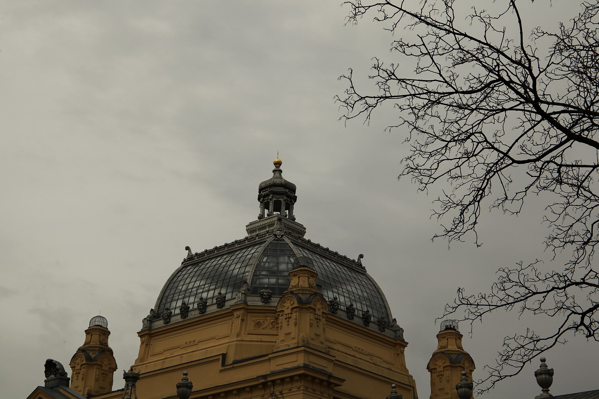 The central dome