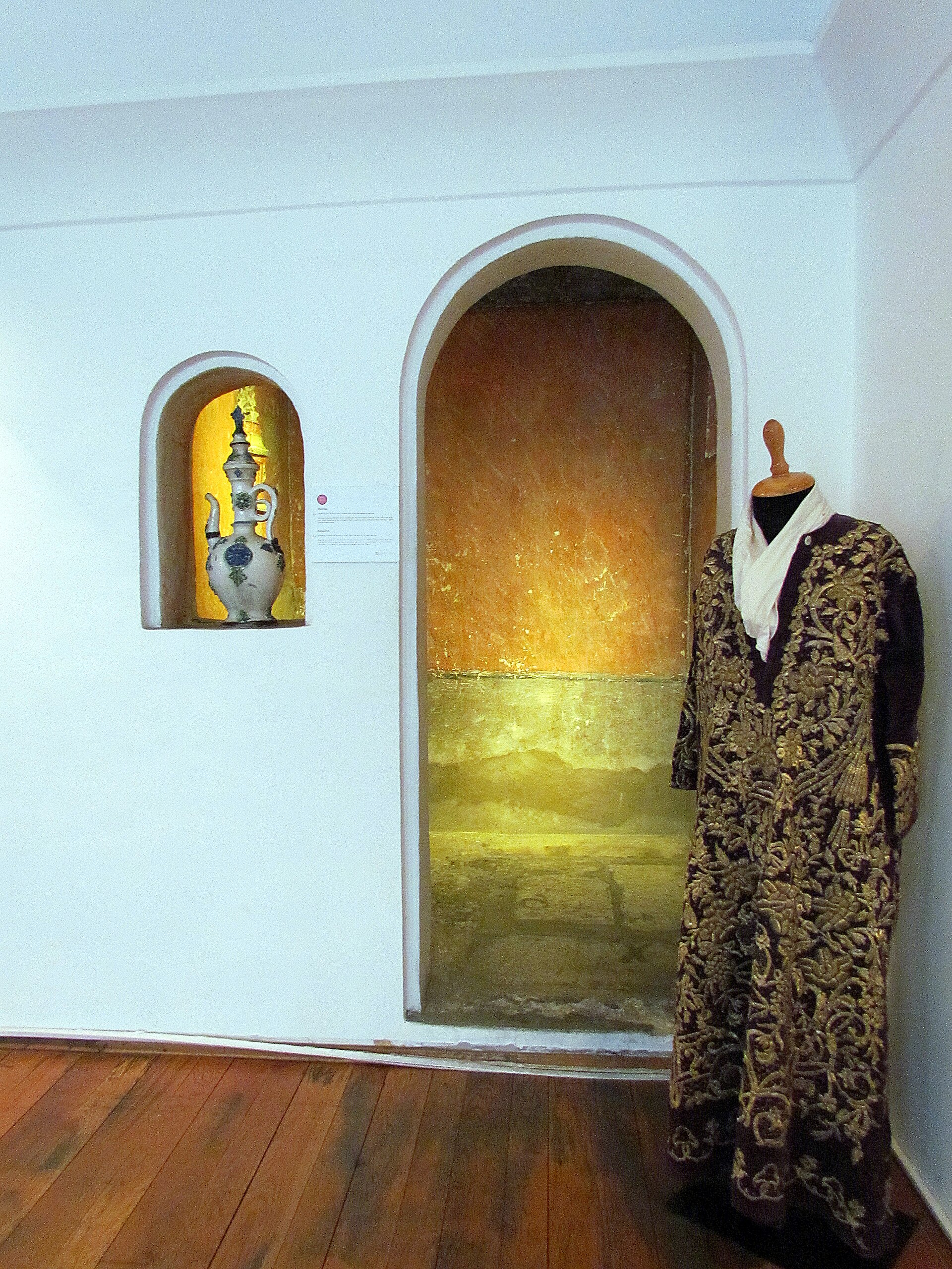 The Amamdzik, a domestic Turkish bath niche used to display an ewer and an embroidered coat