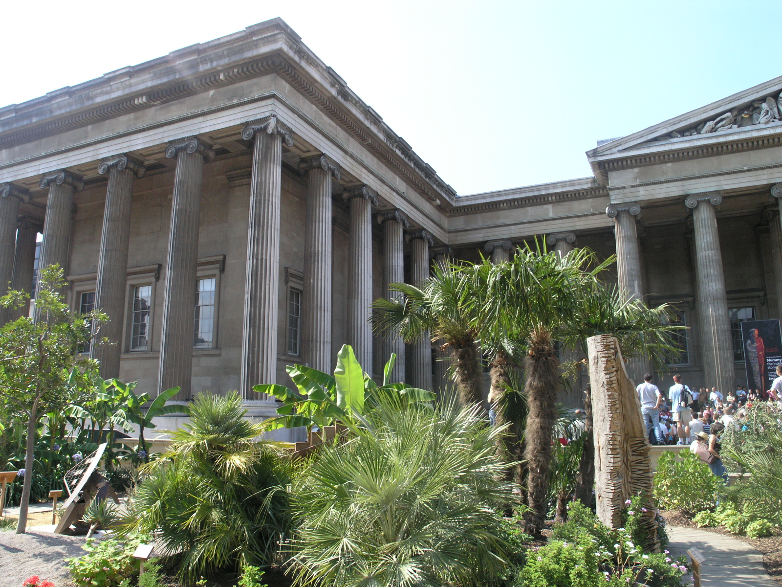 The west wing colonnade