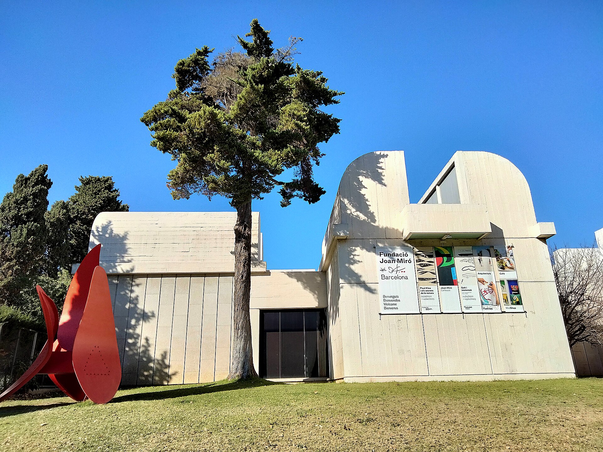 Fundacio Joan Miro, Avinguda de Miramar