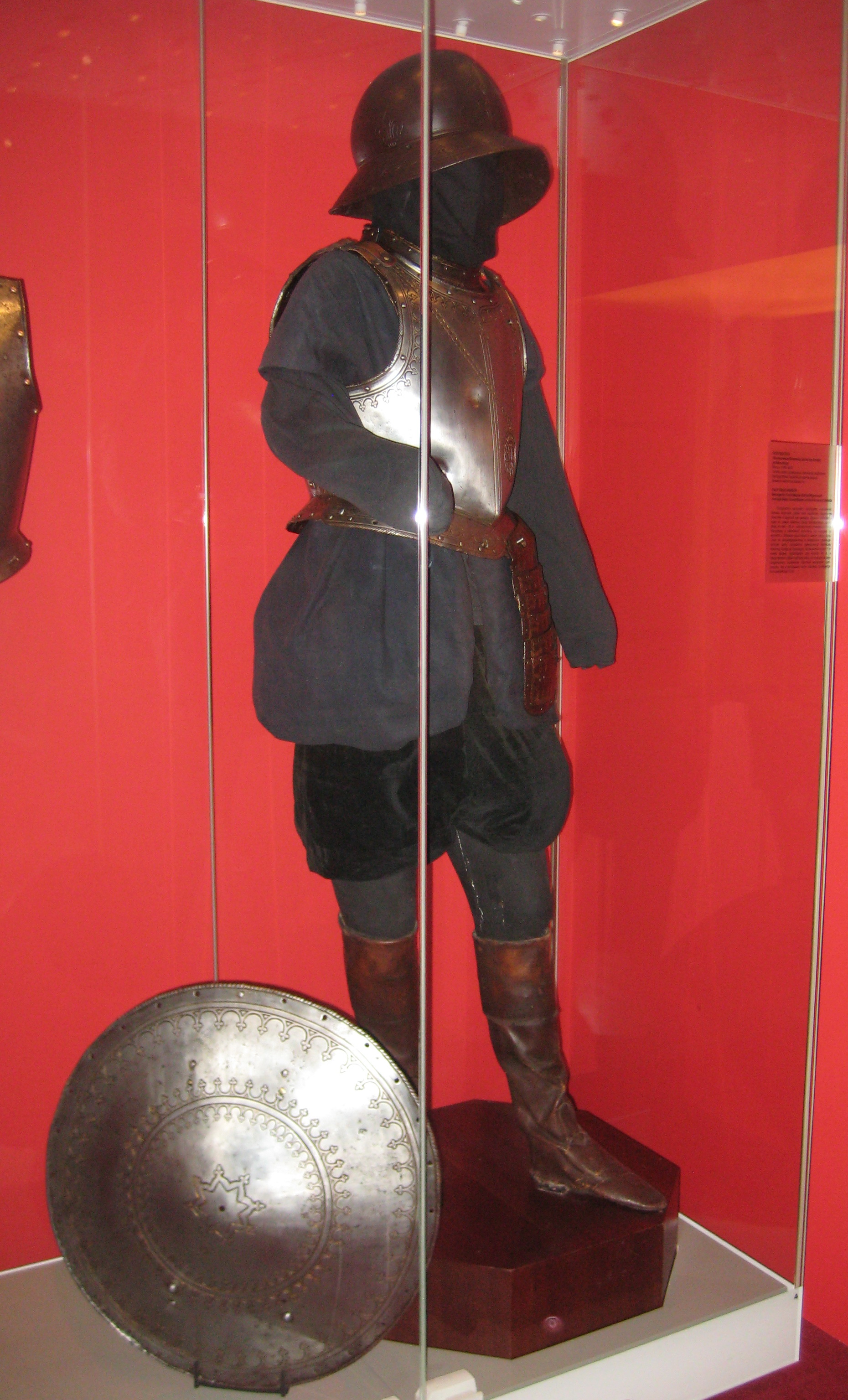 Half-armour of Alof de Wignacourt