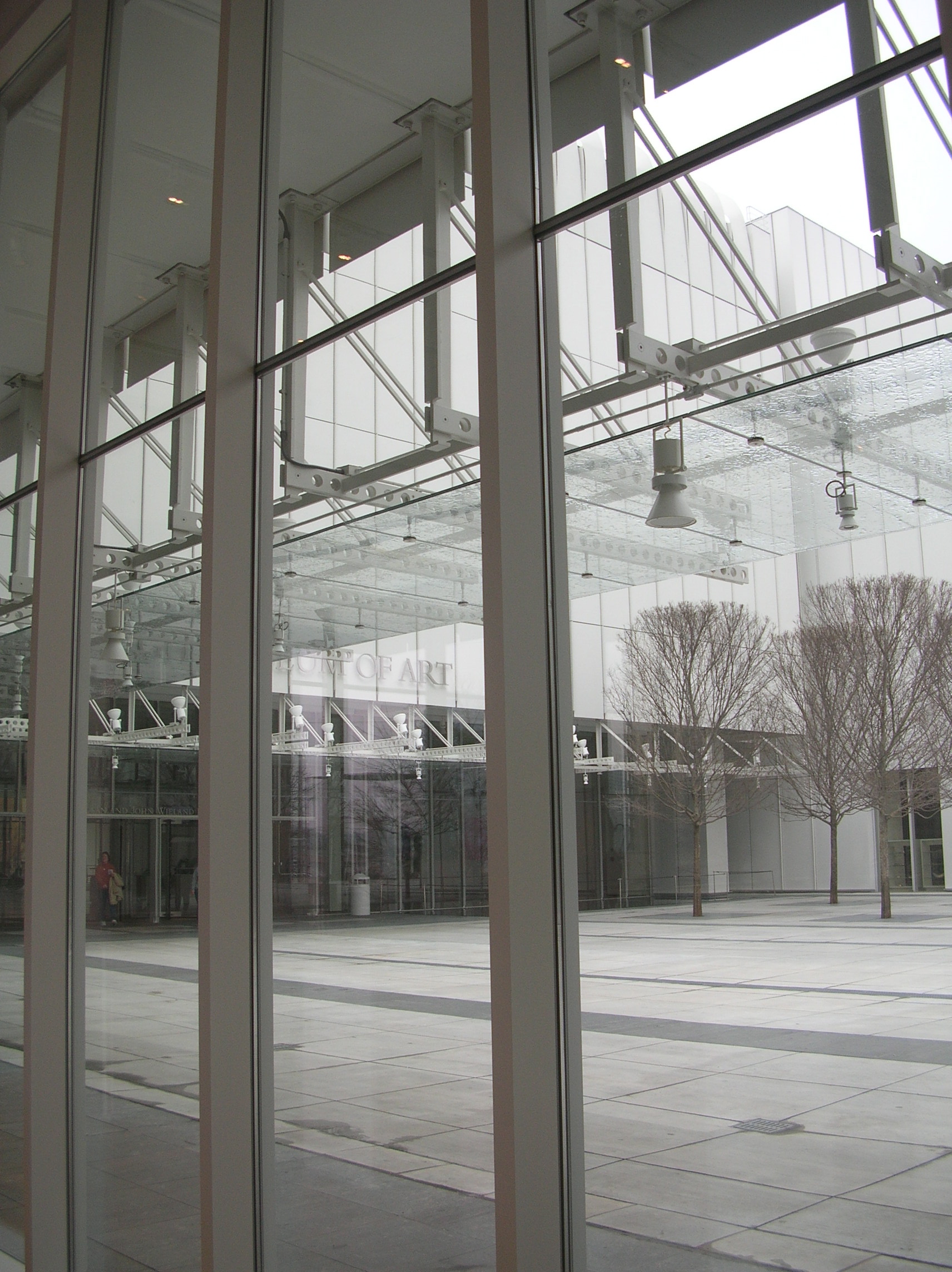 Glazed gallery architecture