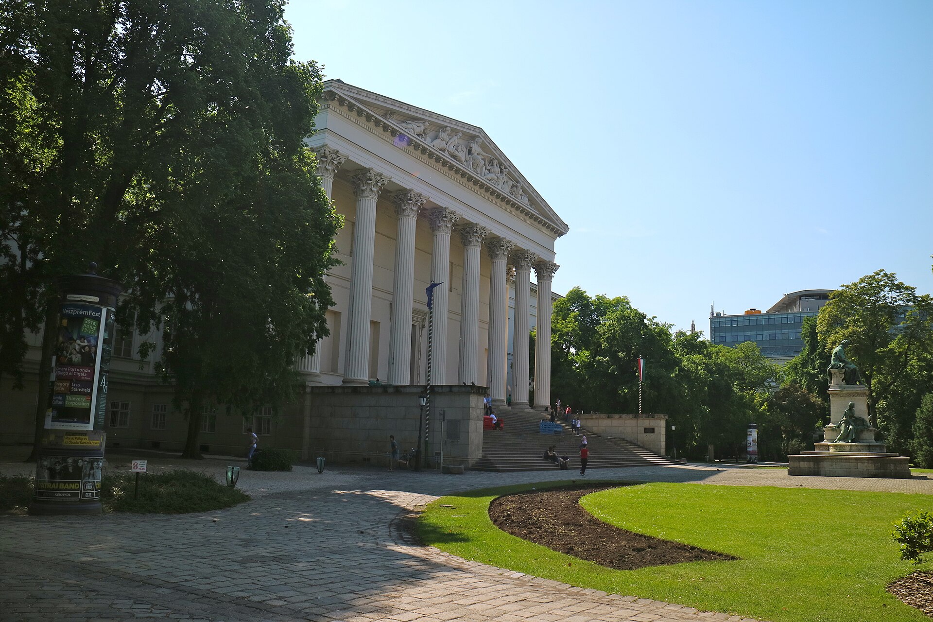 The museum building and garden, seen from the side