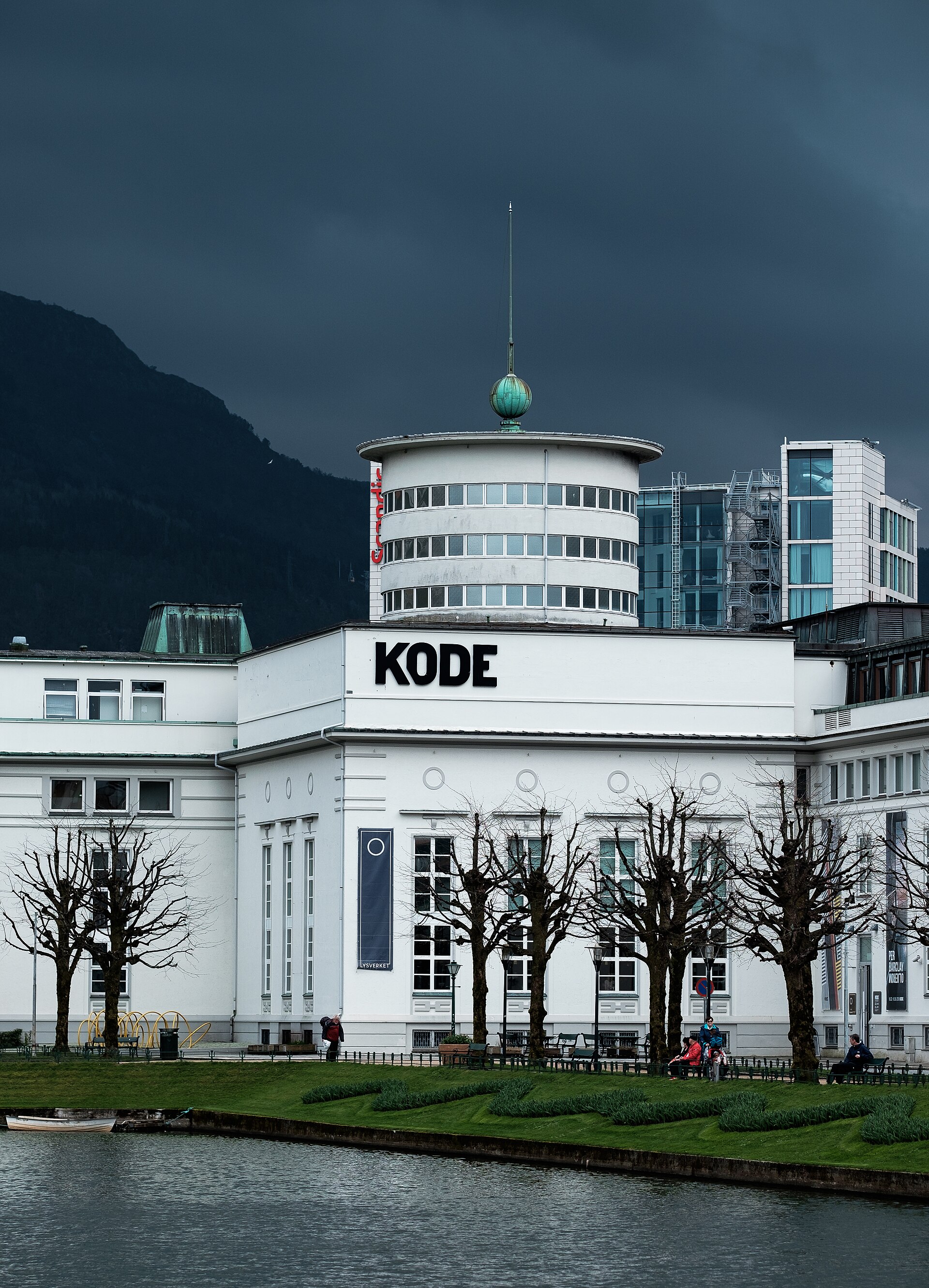 The KODE and Lysverket signage on the building's facade