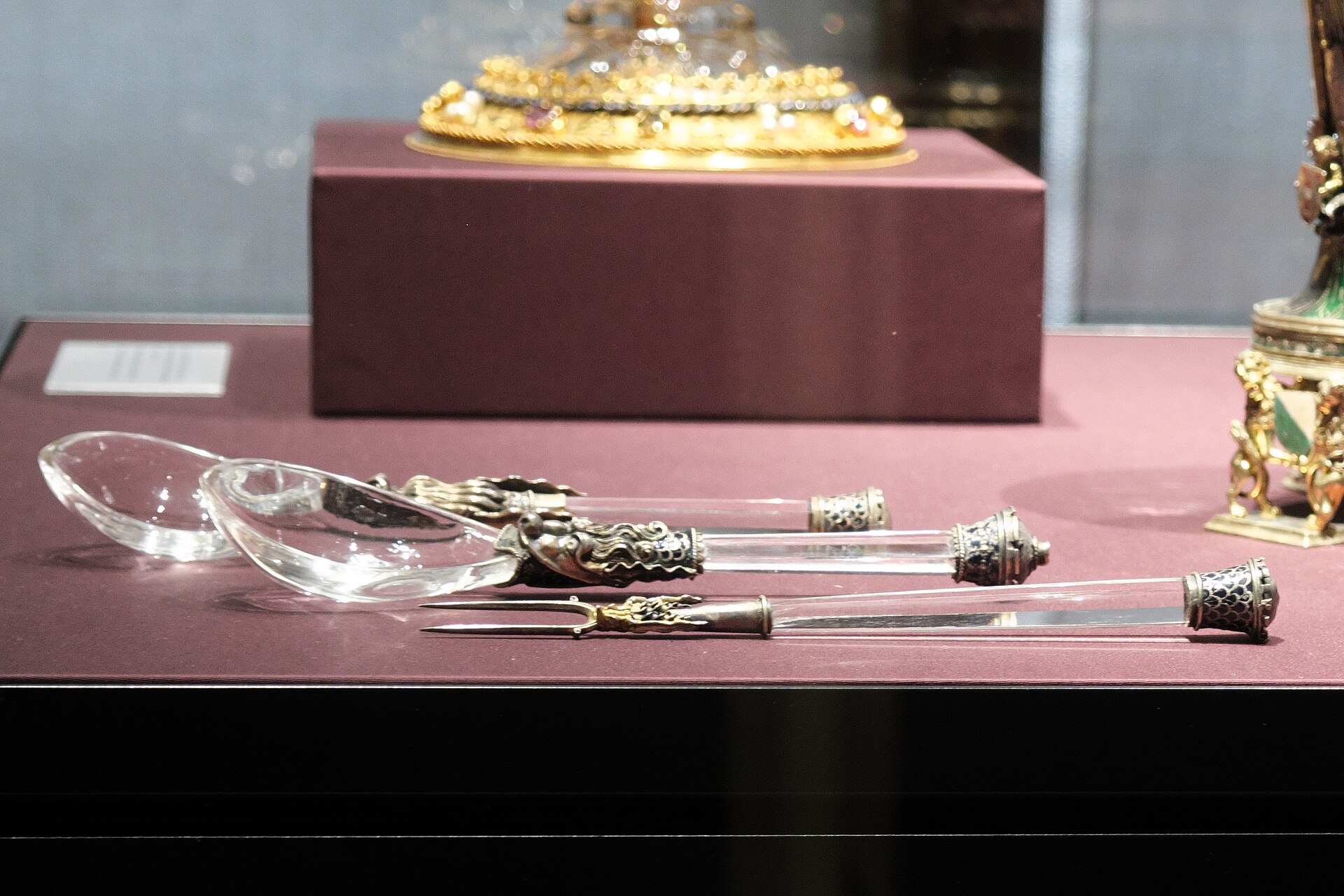 A gallery of the Kunstkammer Wien, vitrines of decorative and courtly objects