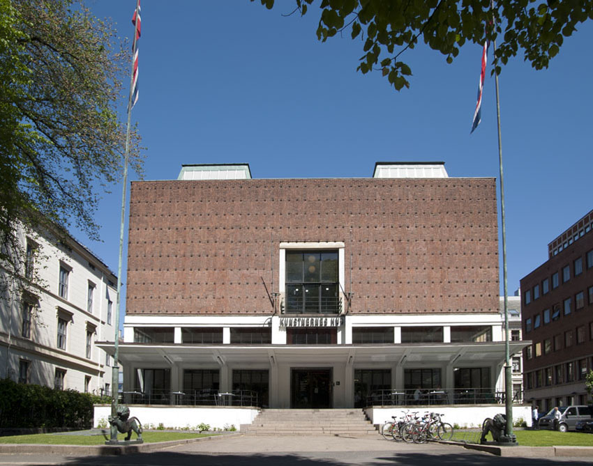 The Kunstnernes Hus facade