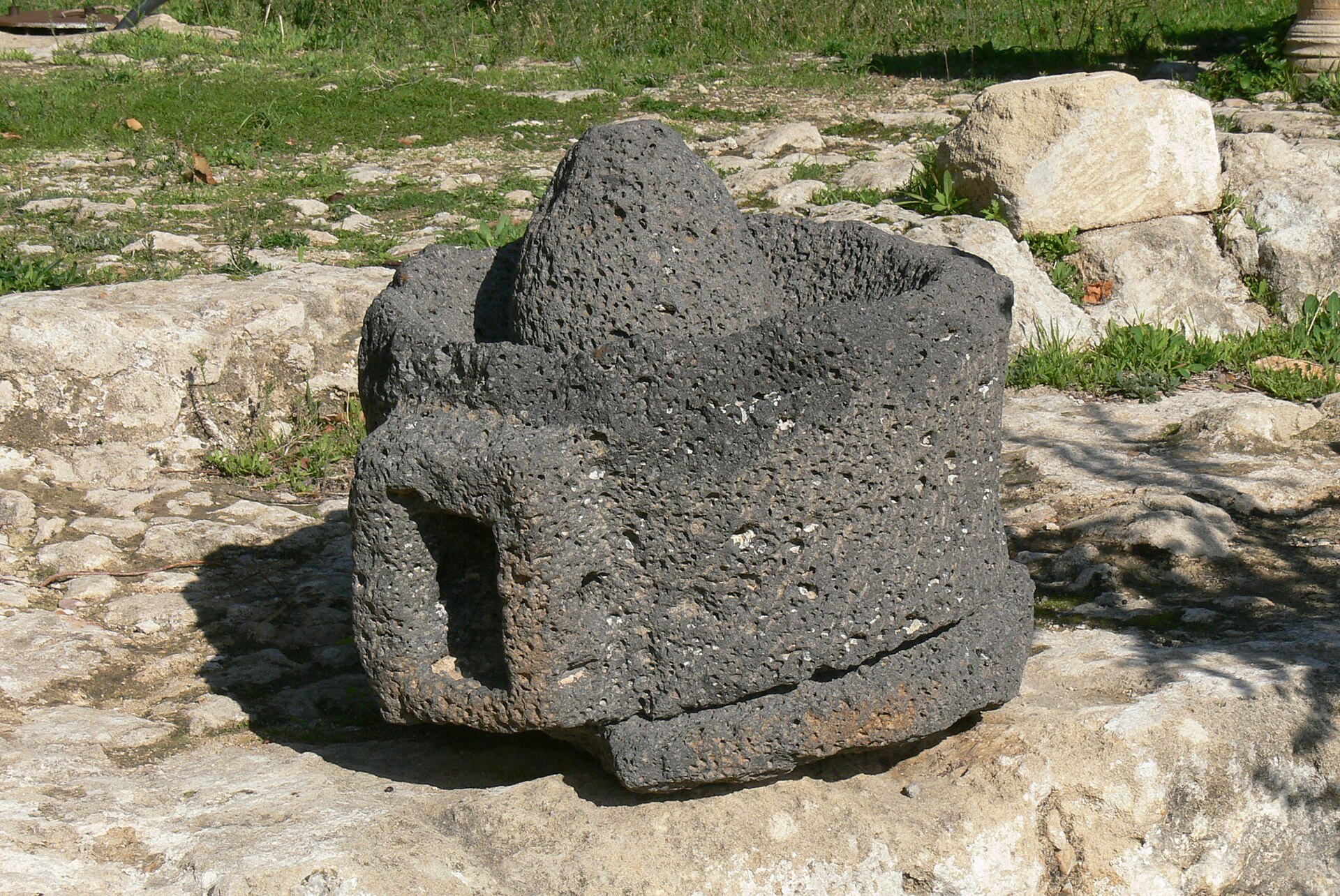 Millstone and column fragments in the Lapidarium at Kyrenia Castle