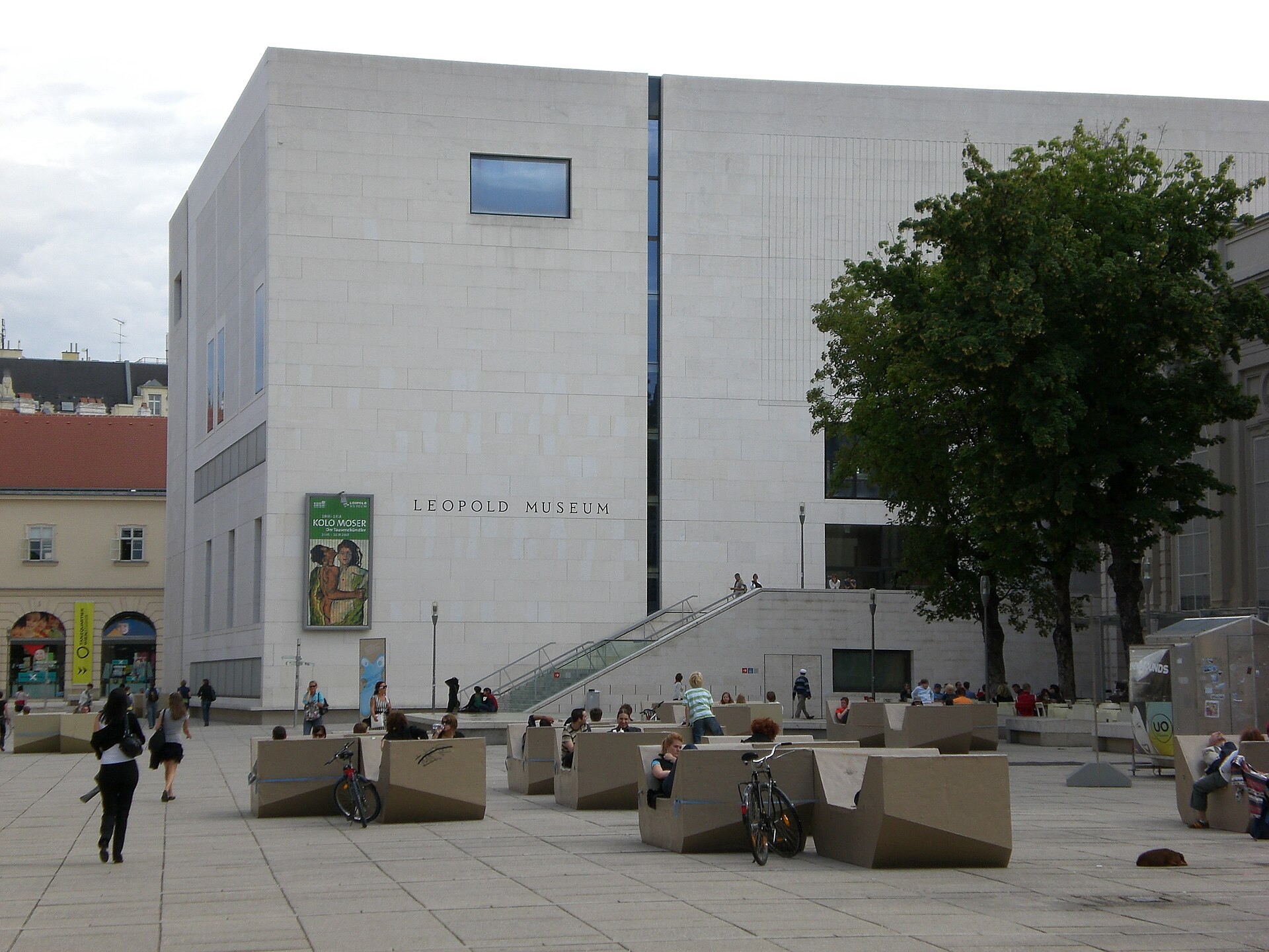 Leopold Museum, alternate exterior view