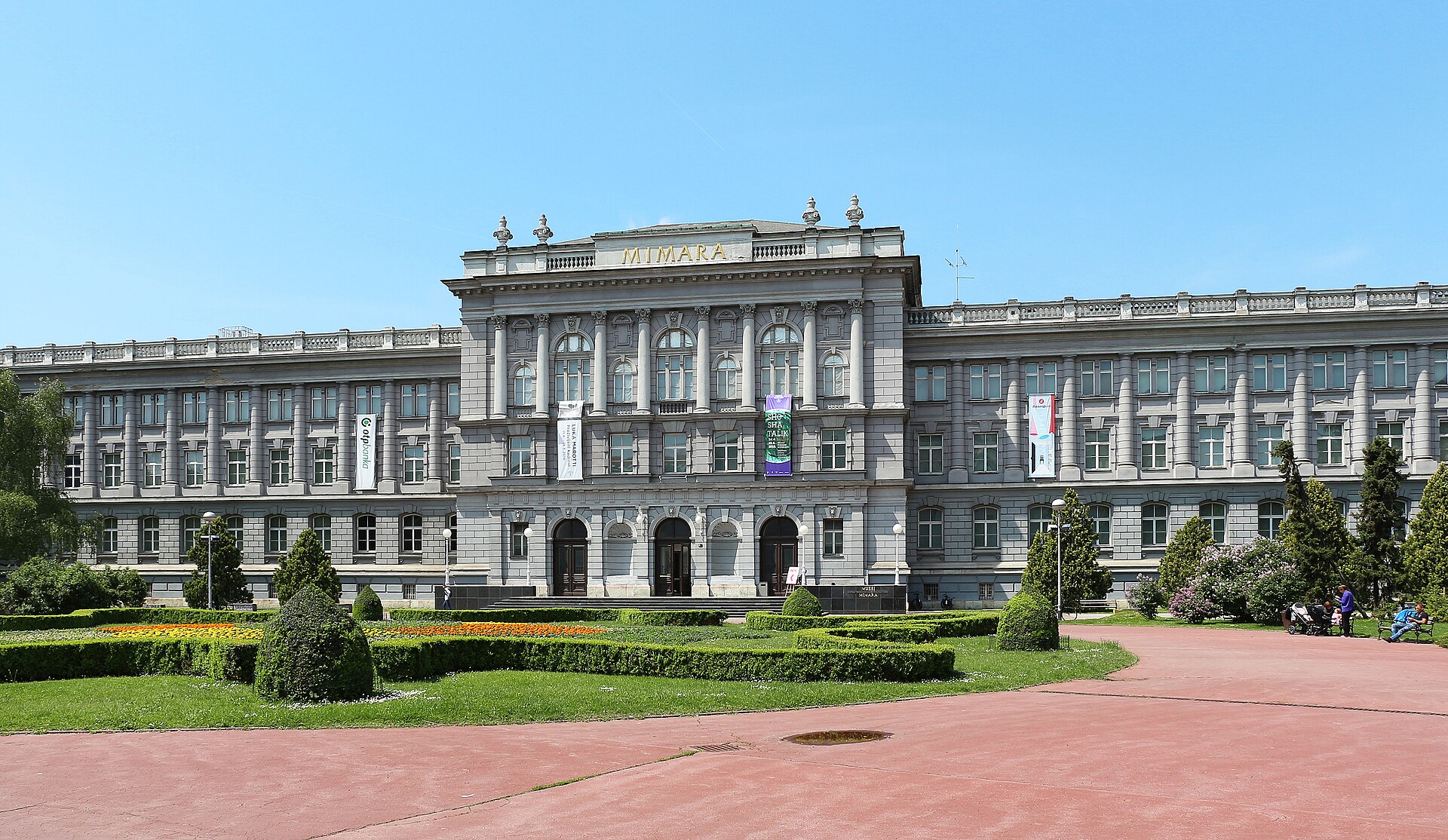 Mimara Museum, main facade