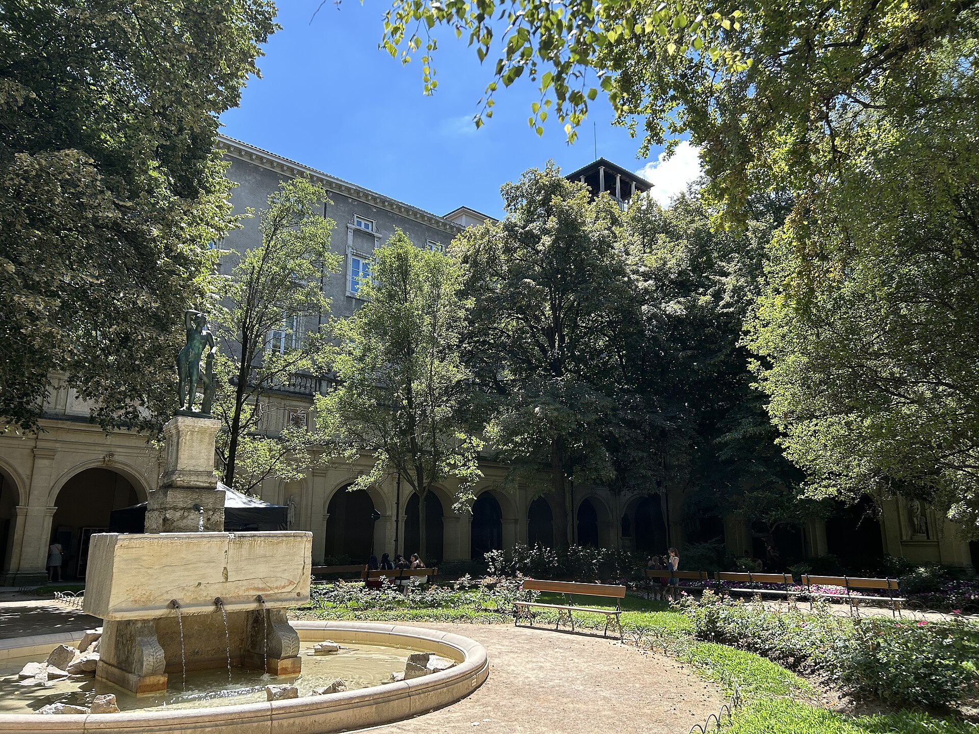 The cloister garden