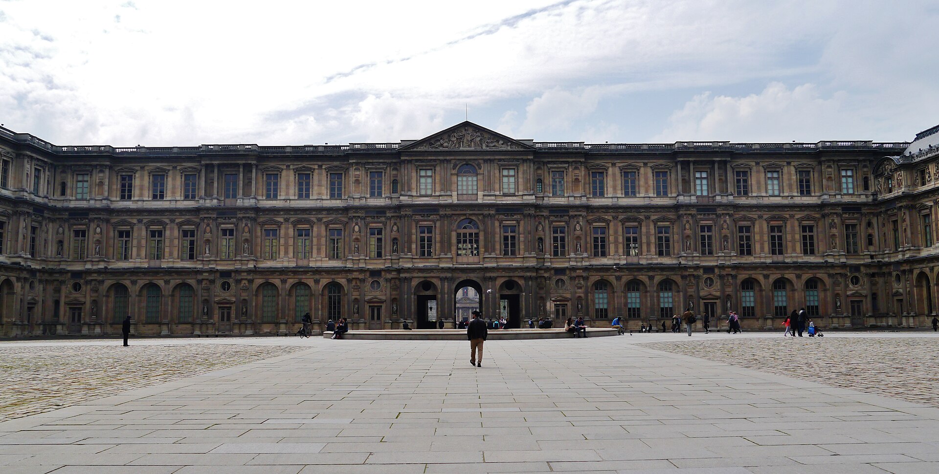 Musee du Louvre