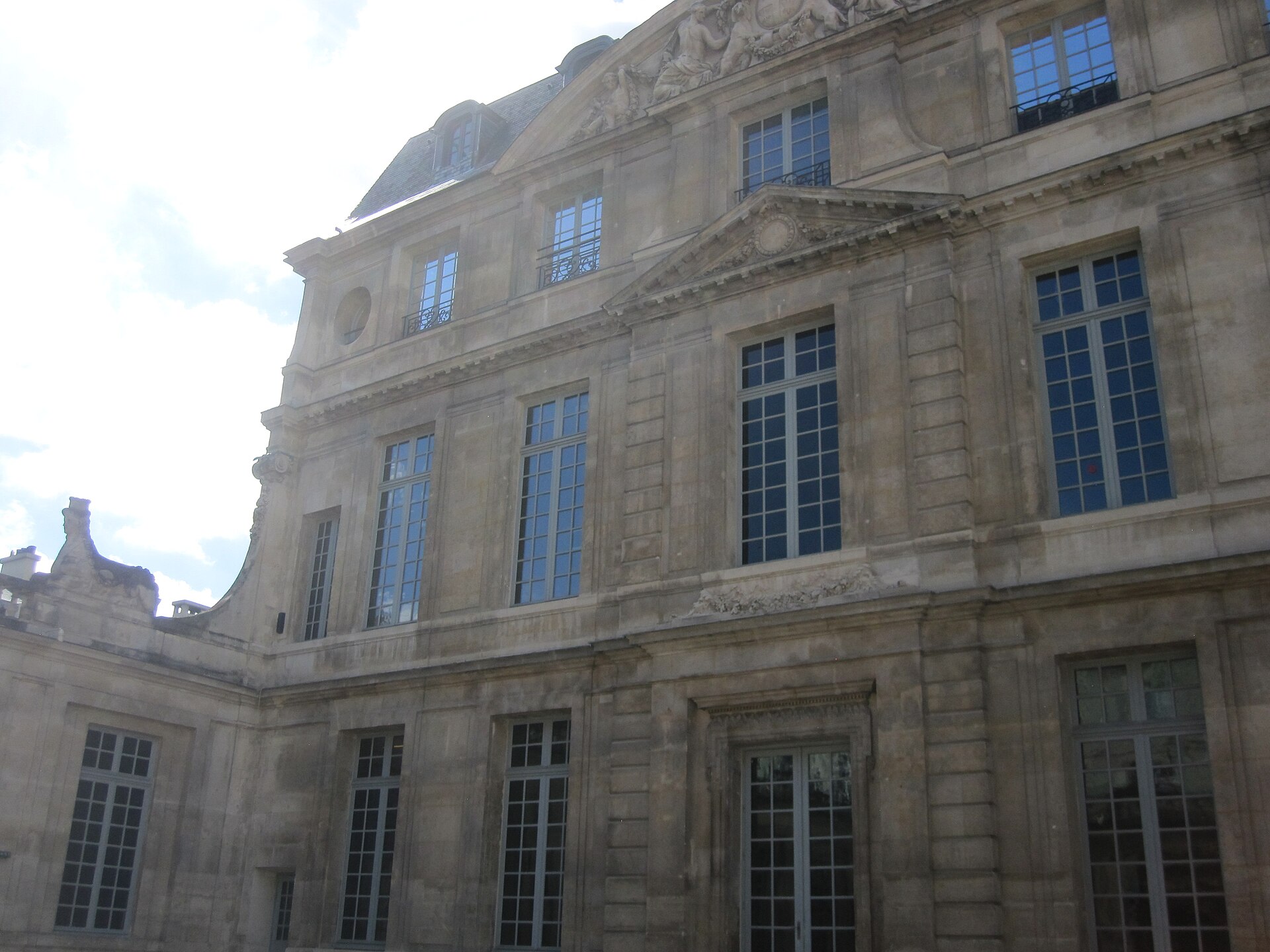 The entrance courtyard