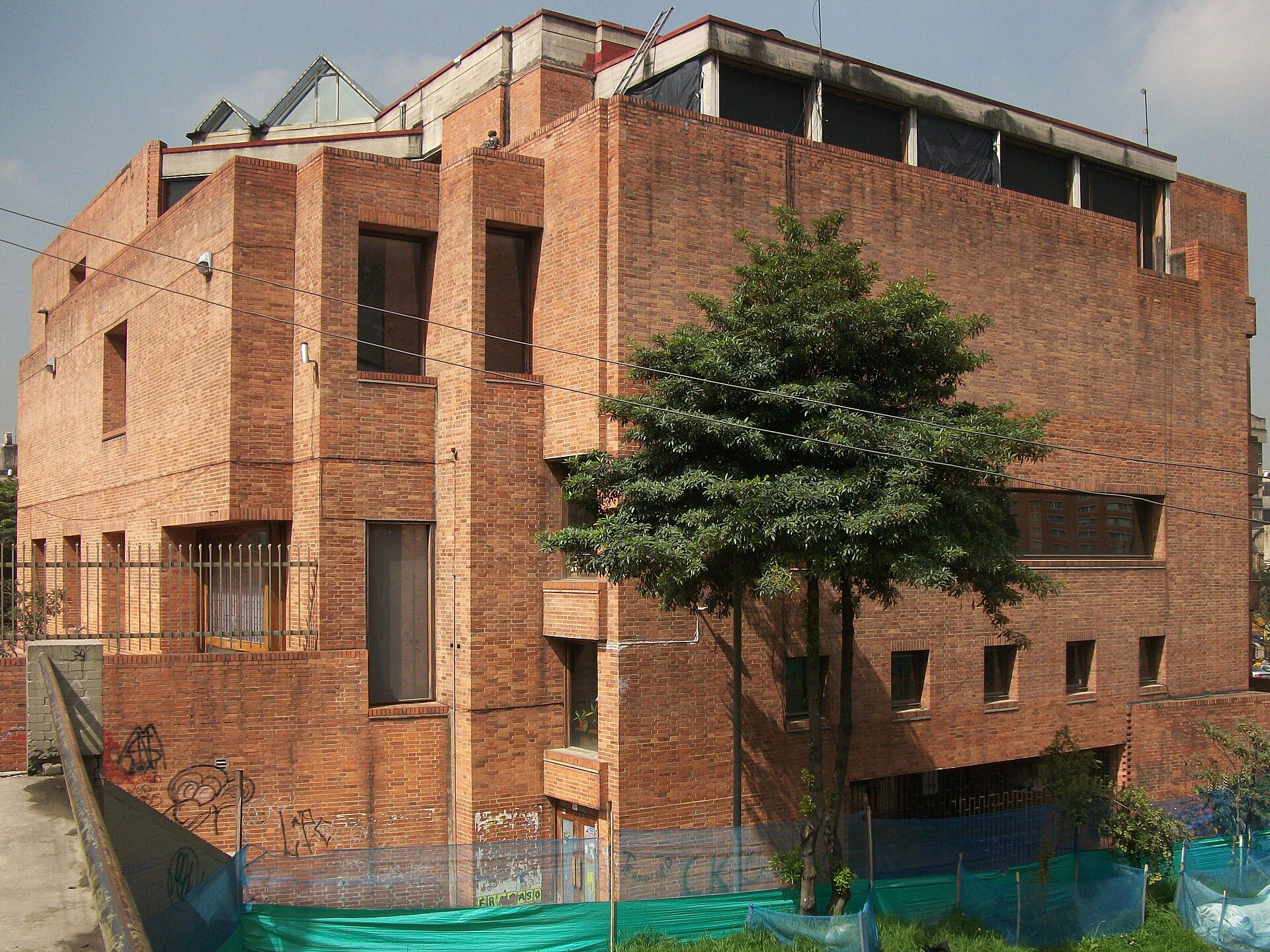 MAMBO, north facade