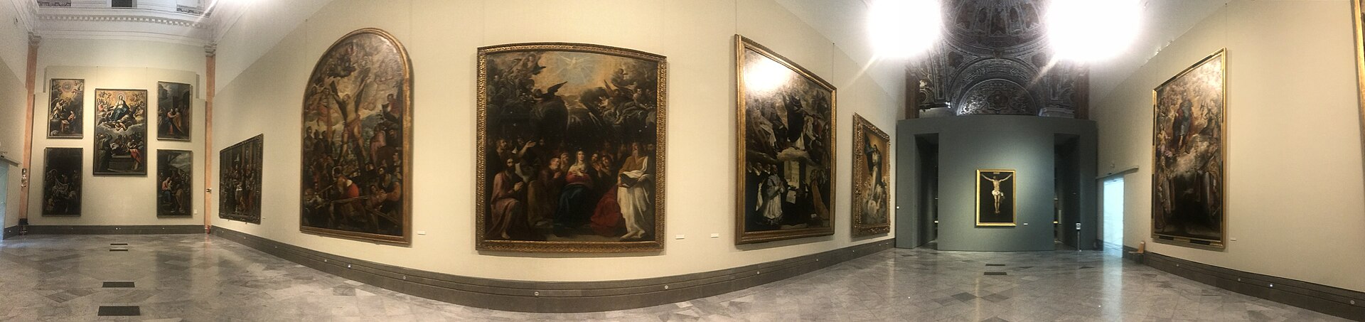 Sala V, hung with large canvases