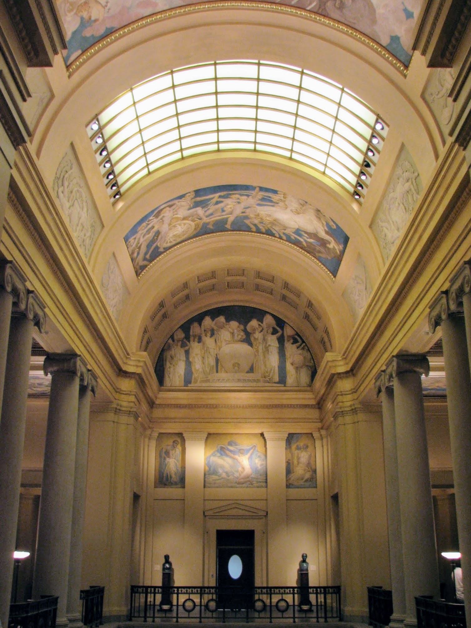 The barrel-vaulted Shapiro Colonnade, its ceiling and lunettes painted by John Singer Sargent