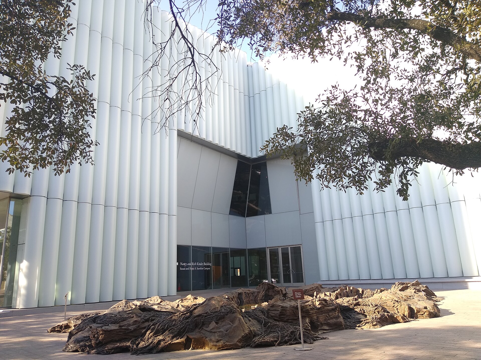 The Nancy and Rich Kinder Building entrance