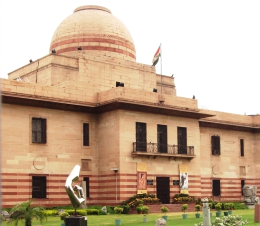 Jaipur House and its lawns