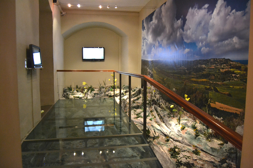The cart-ruts display