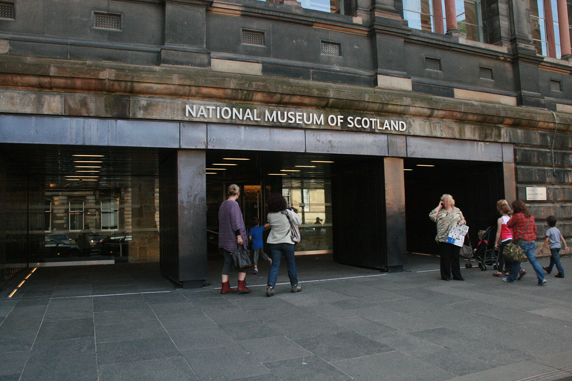 The Main Entrance, Chambers Street level