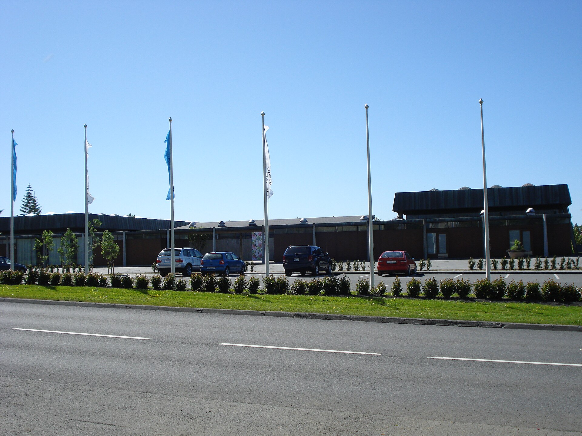 Kjarvalsstadir, Flokagata 24