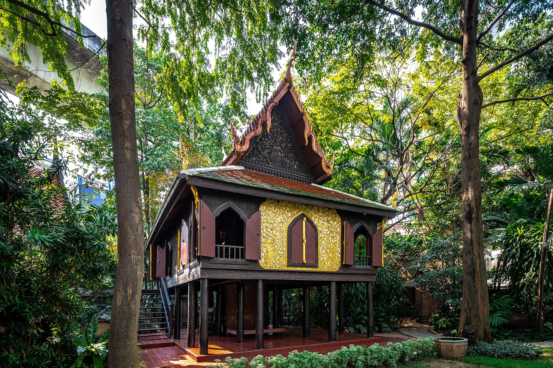 The Ho Trai pavilion, second view